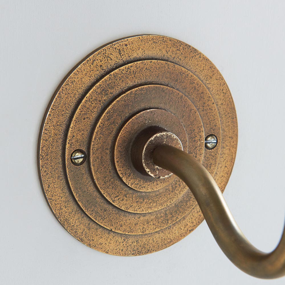 Halo Swan Wall Fitting