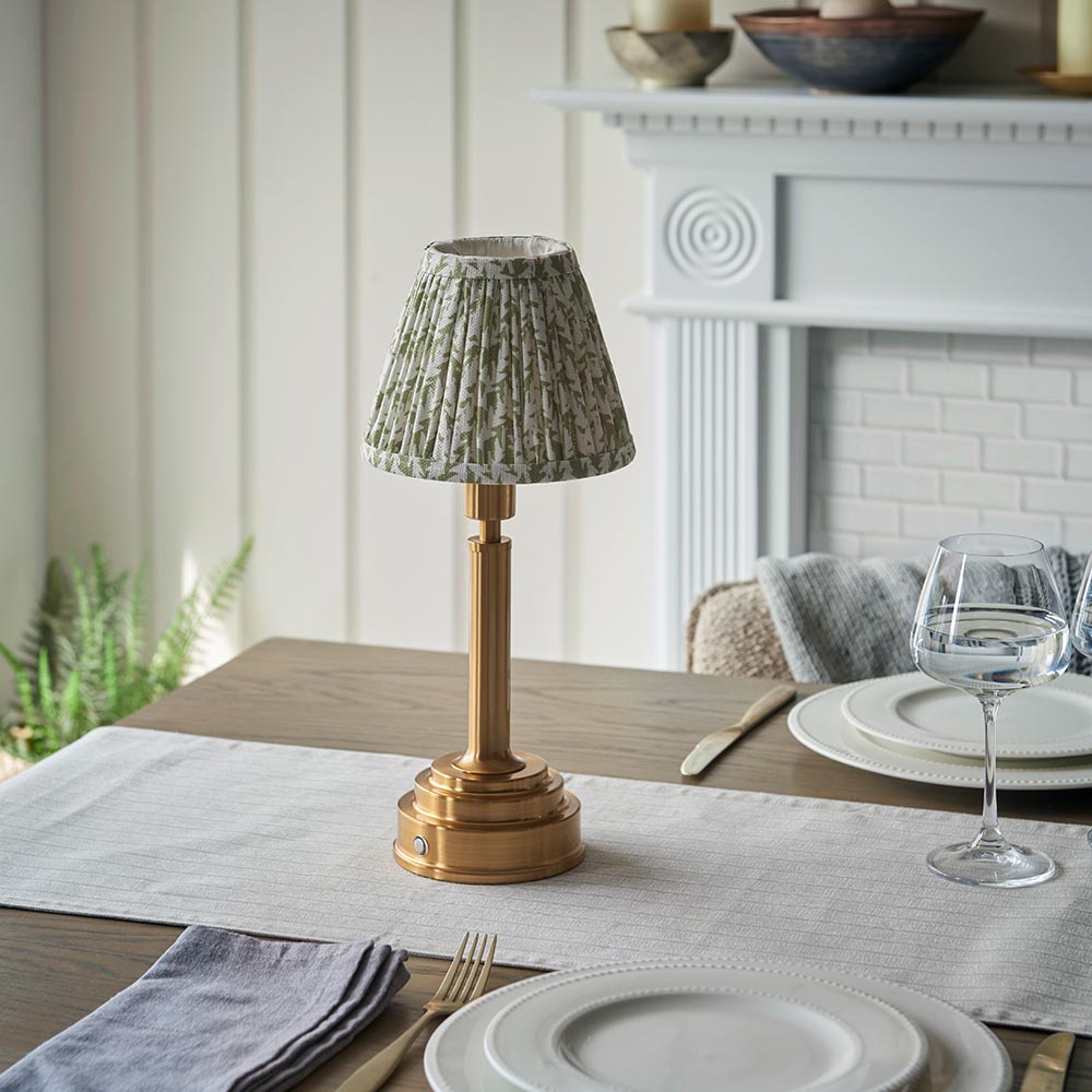 Upton Rechargeable & Leaf 16cm Table