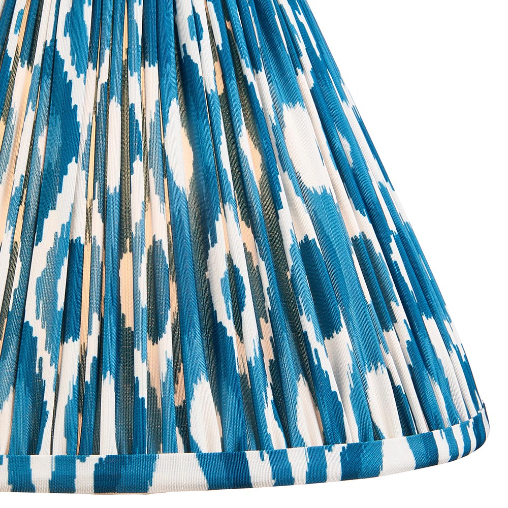 Layered Leaf & Ikat 30cm Table