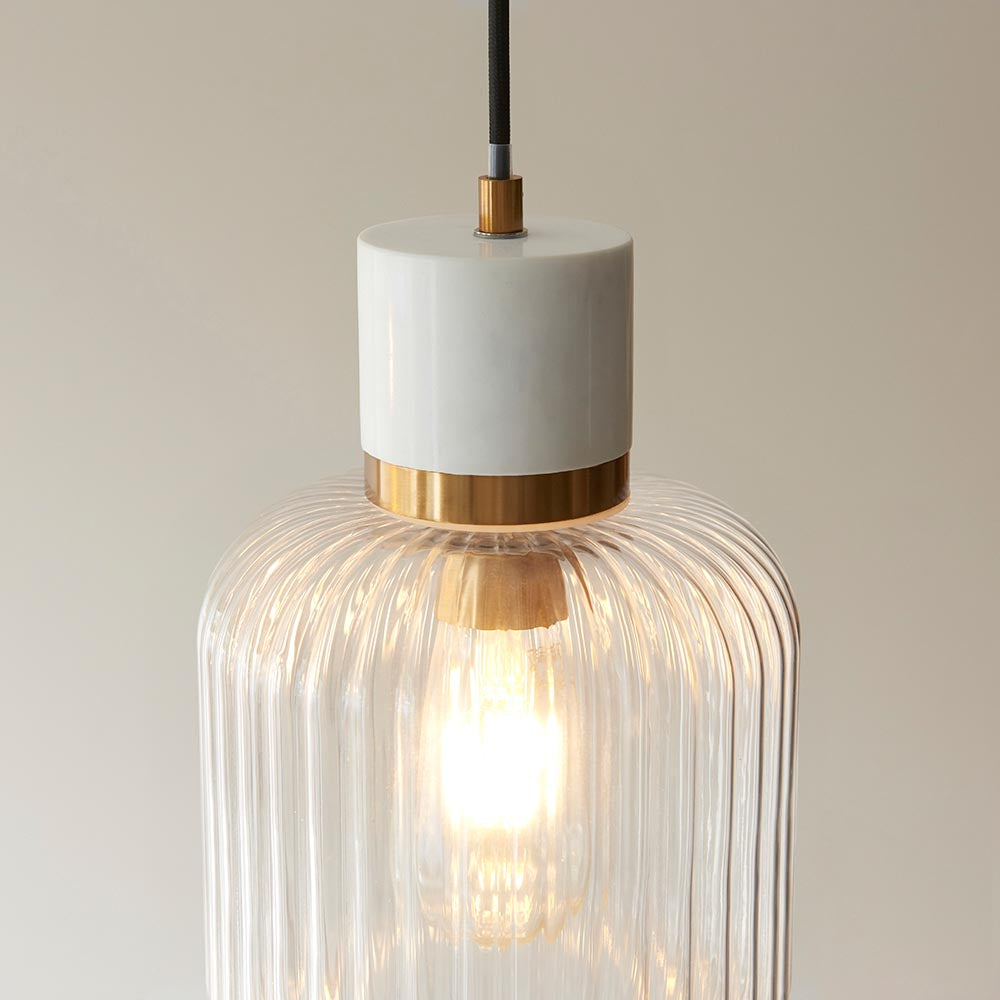 Travi Ribbed Pendant