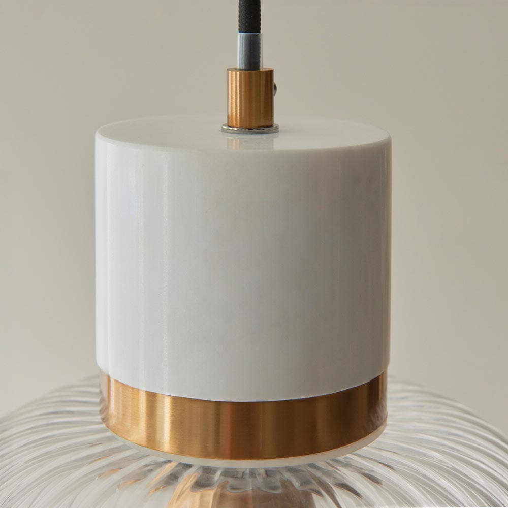 Travi Ribbed Pendant