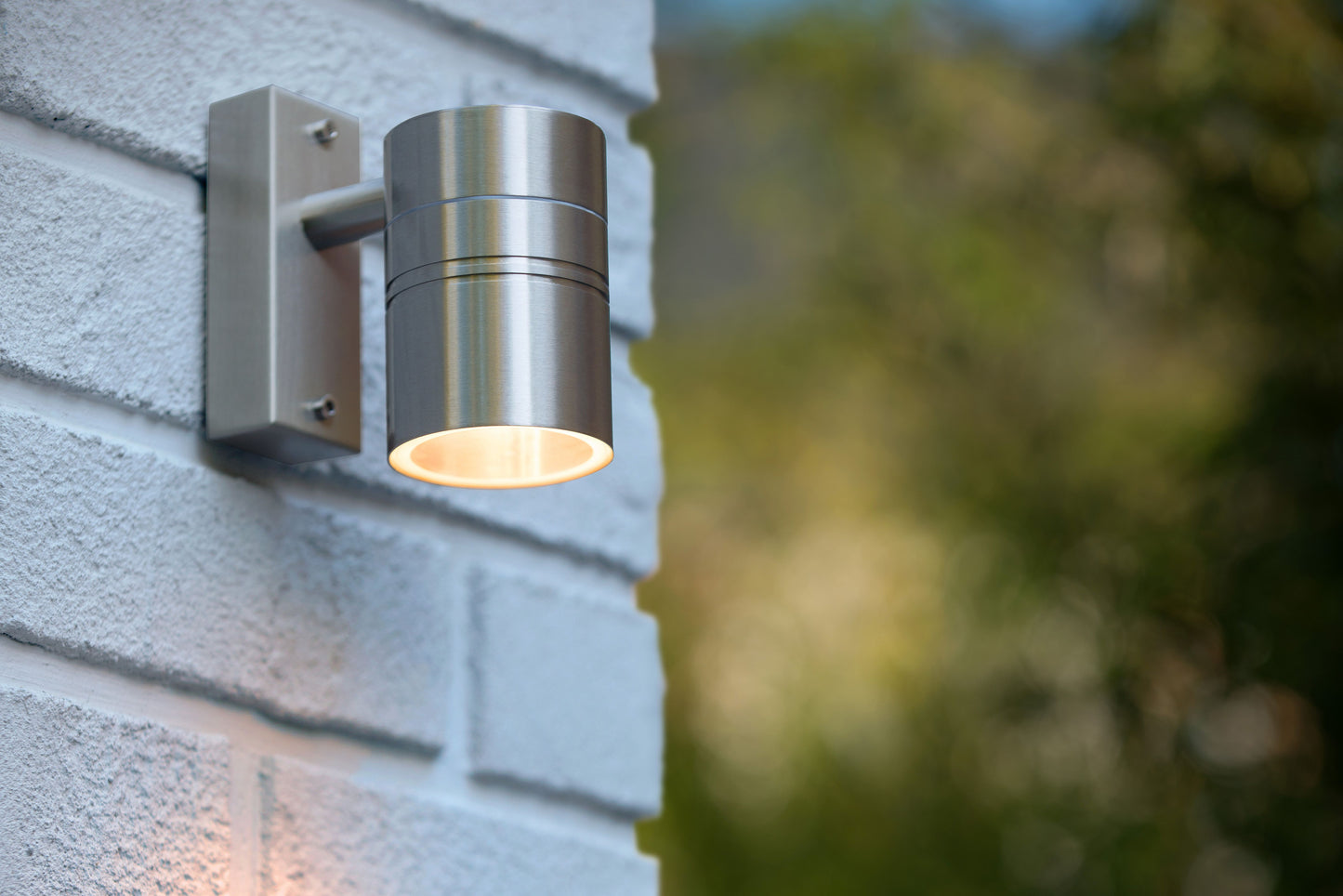 Lucide ARNE-LED - Wall spotlight / Wall light Indoor/Outdoor - Ø 6,3 cm - LED - GU10 - 1x5W 2700K - IP44 - Satin Chrome