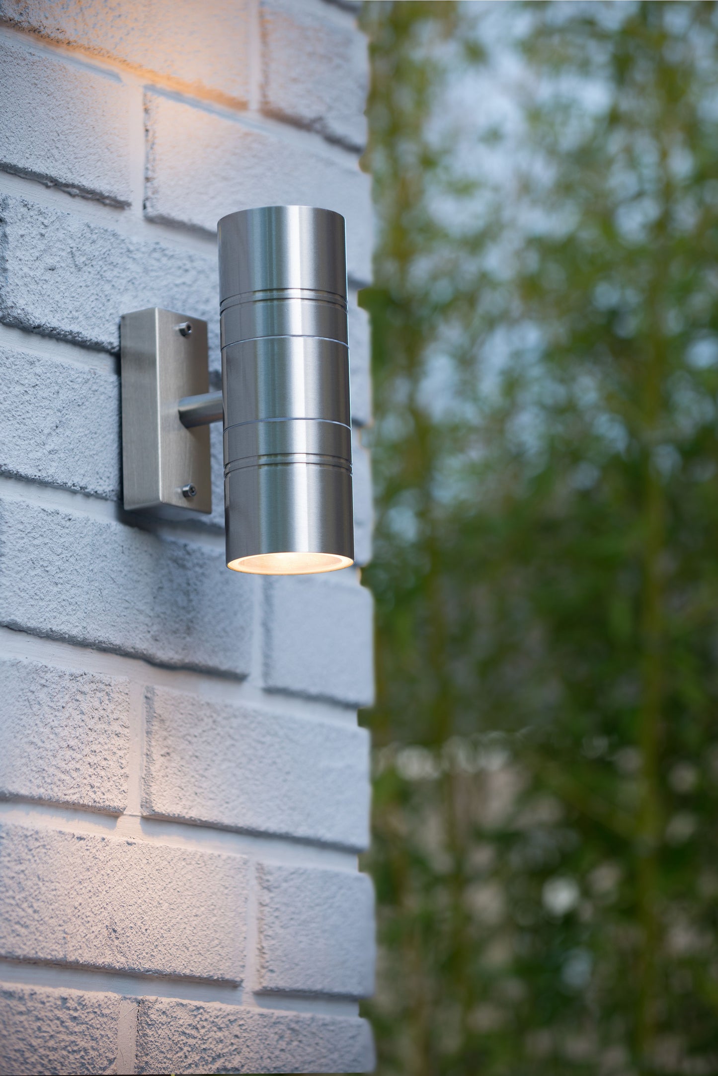 Lucide ARNE-LED - Wall light Indoor/Outdoor - Ø 6,3 cm - LED - GU10 - 2x5W 2700K - IP44 - Satin Chrome