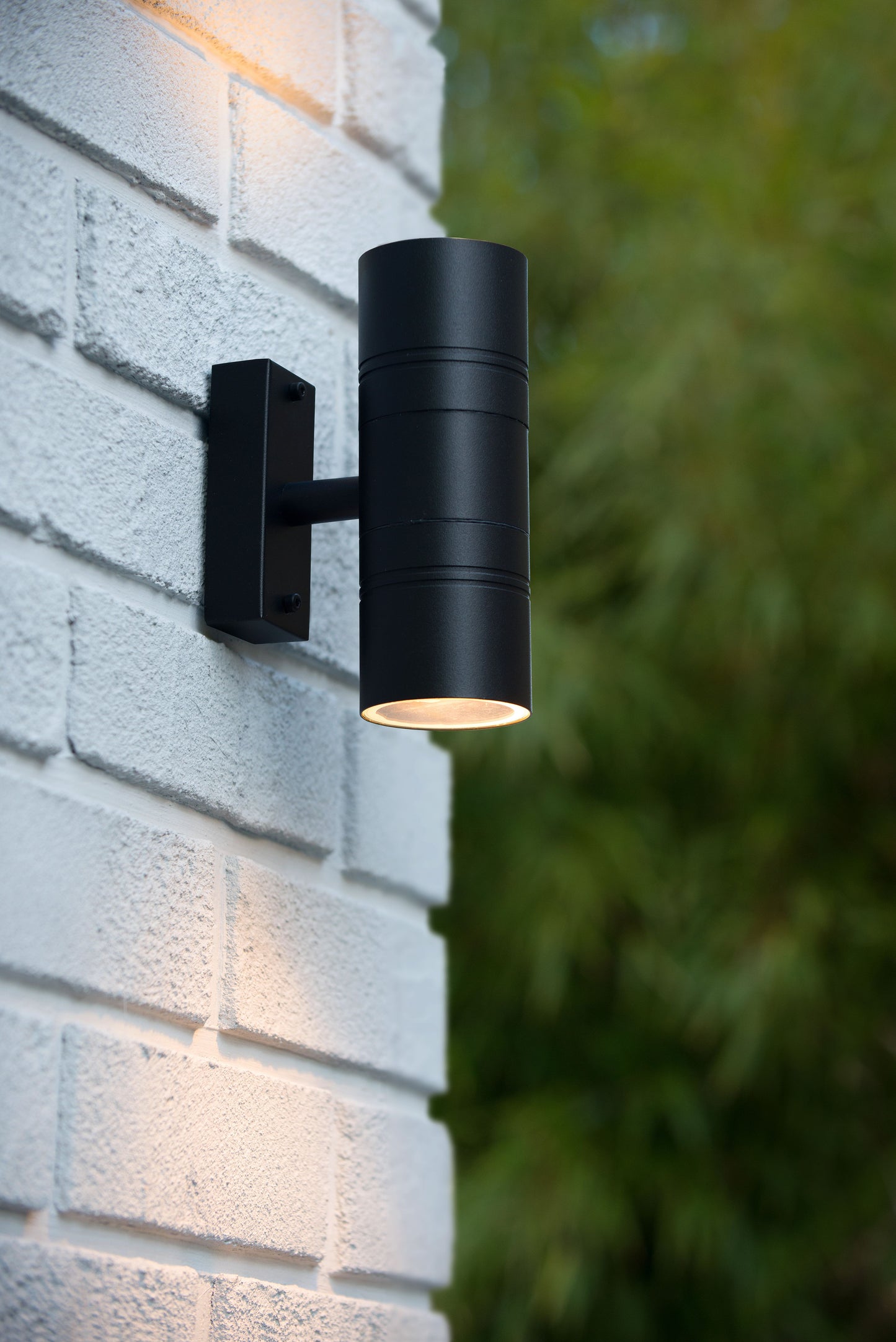 Lucide ARNE-LED - Wall spotlight / Wall light Indoor/Outdoor - Ø 6,3 cm - LED - GU10 - 2x5W 2700K - IP44 - Black