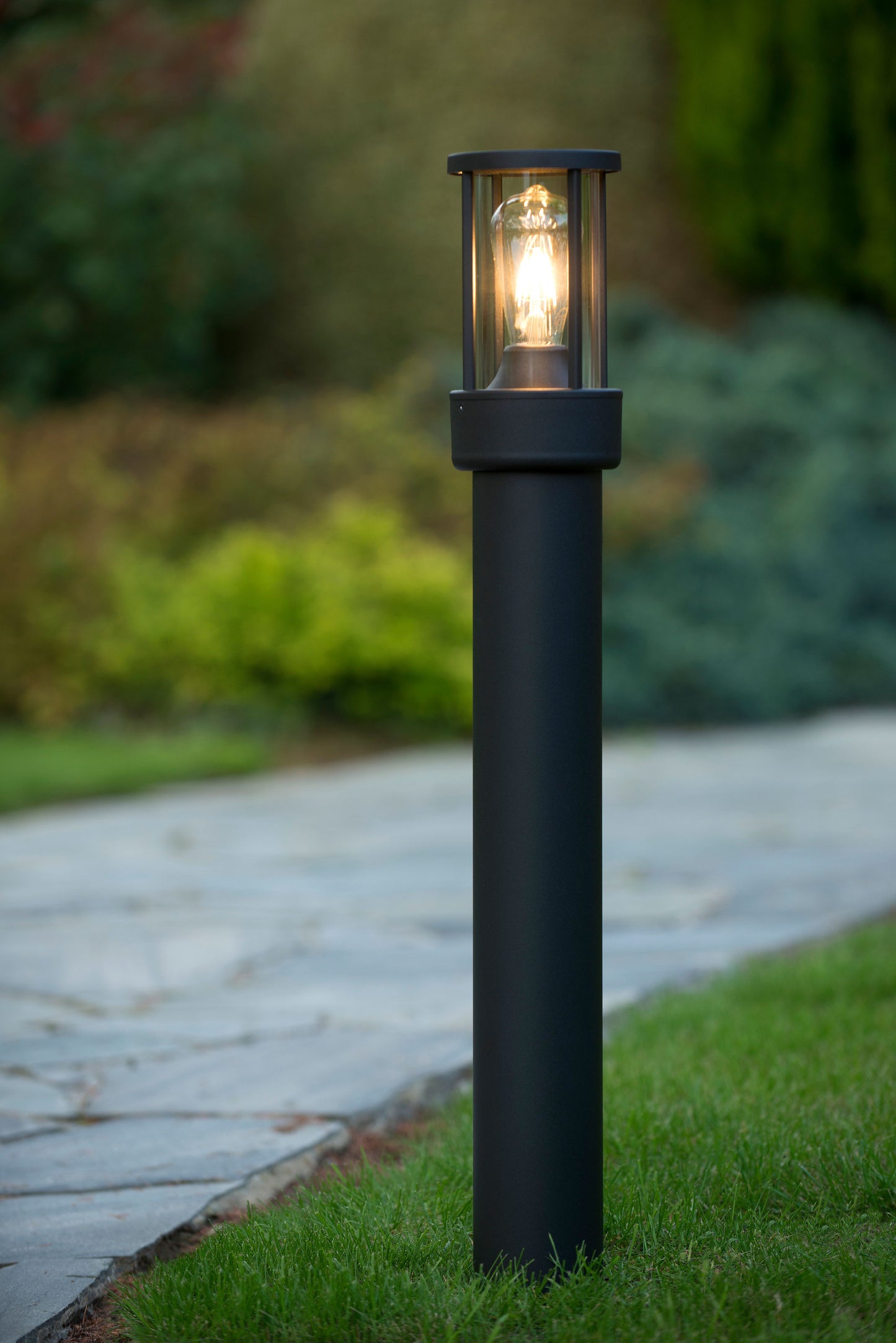 Lucide LORI - Bollard light - 1xE27 - IP44 - Day/Night Sensor - Anthracite