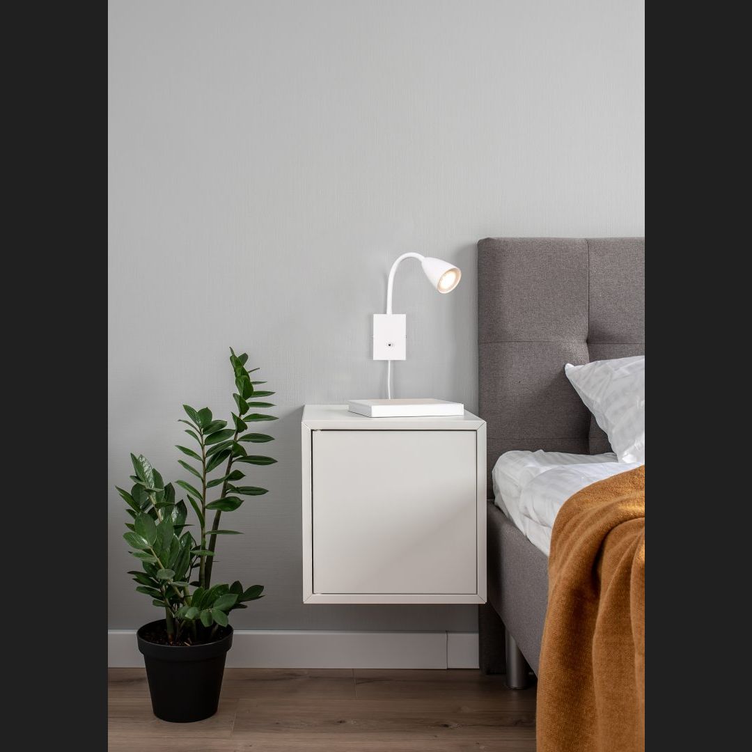 Wanda  - Wall lamp - White Matt - Trio
