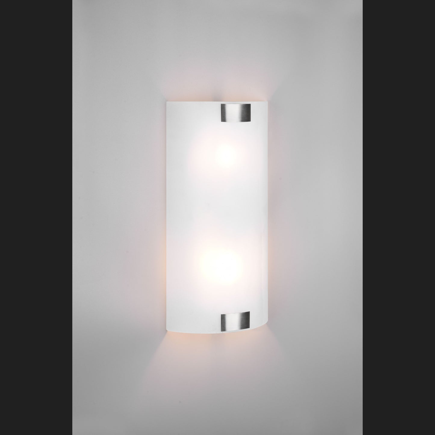 Pura  - Wall lamp - White - Trio