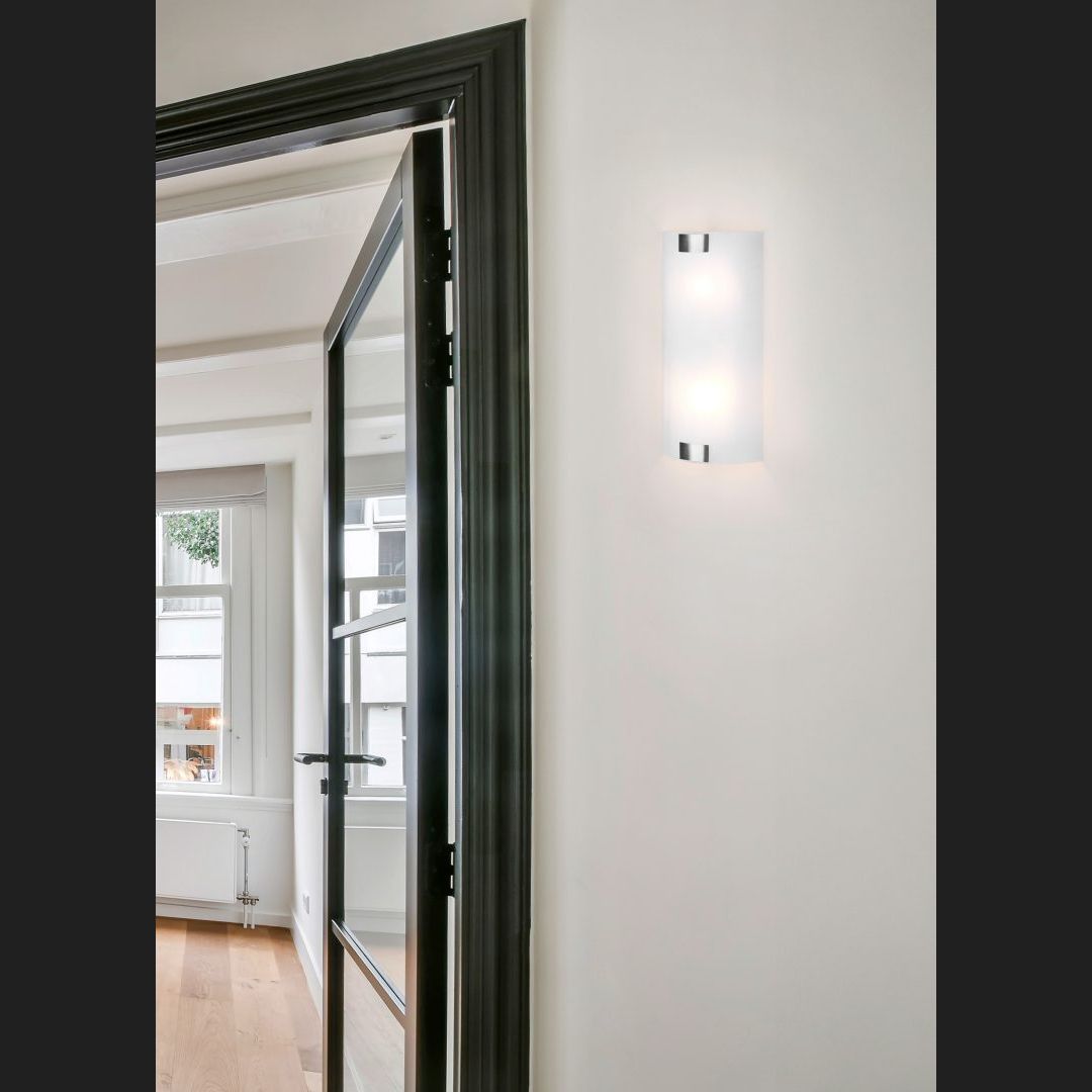 Pura  - Wall lamp - White - Trio