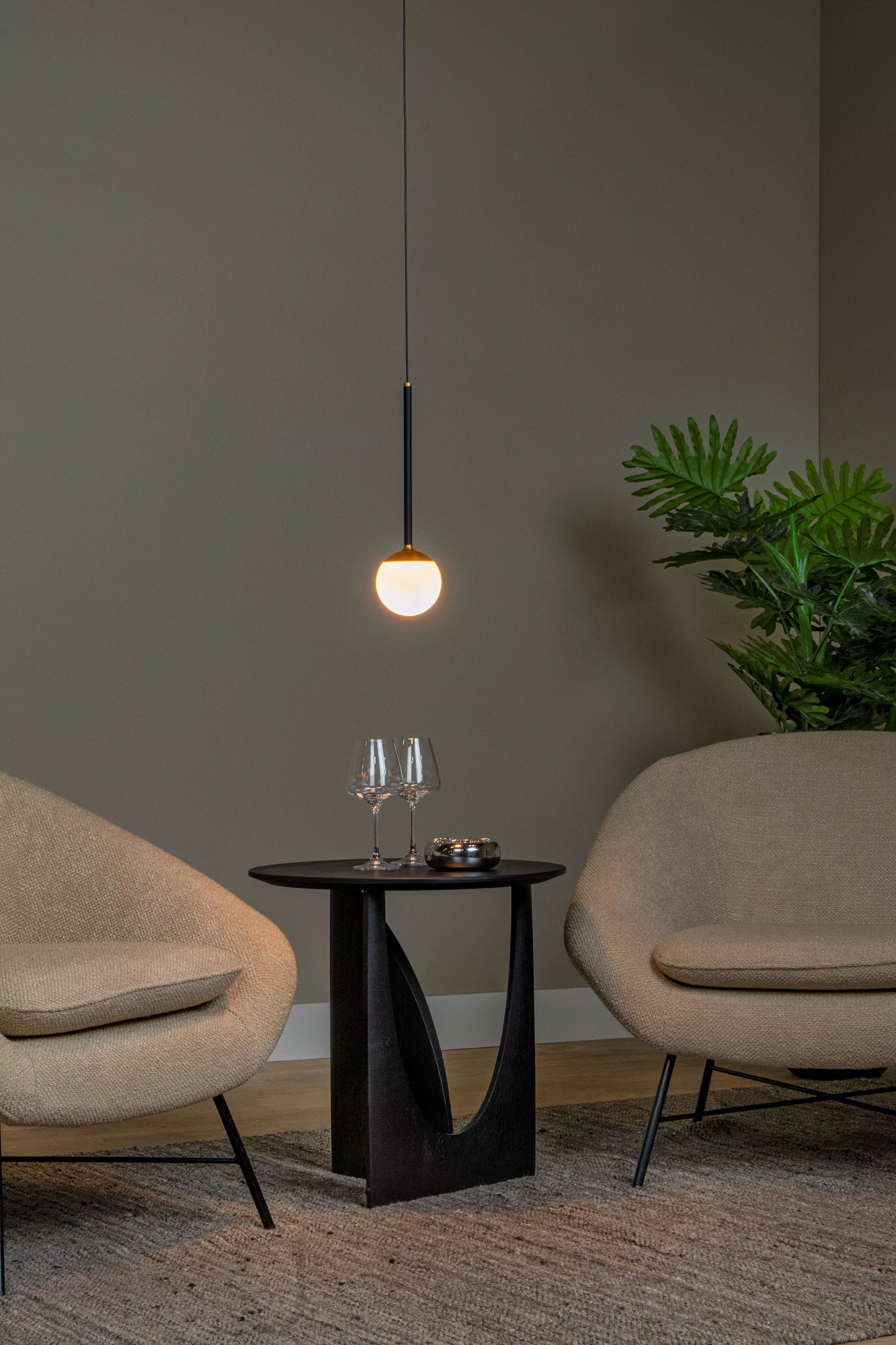 Lucide CALINA - Pendant light - Ø 9,9 cm - LED Dim. - CCT - 1x7W 2200K/3300K - With replaceable LED module - Black | Premium