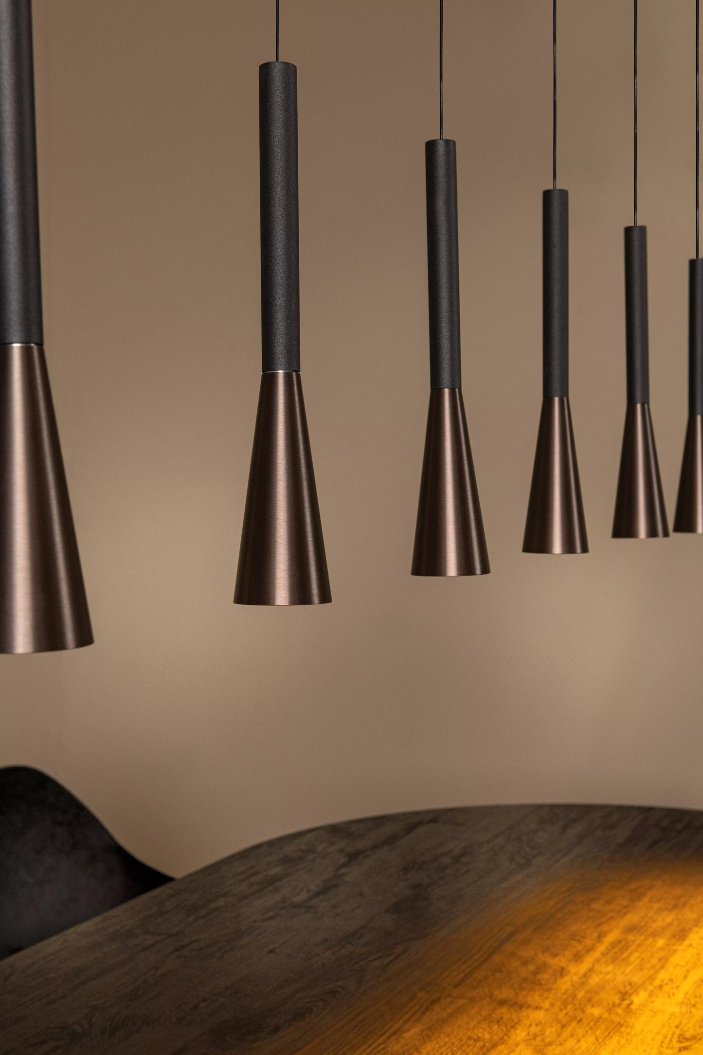 Lucide JOAKIM - Pendant light - LED Dim. - CCT - 7x6,2W 2700K/4000K - With replaceable LED module - Coffee | Premium