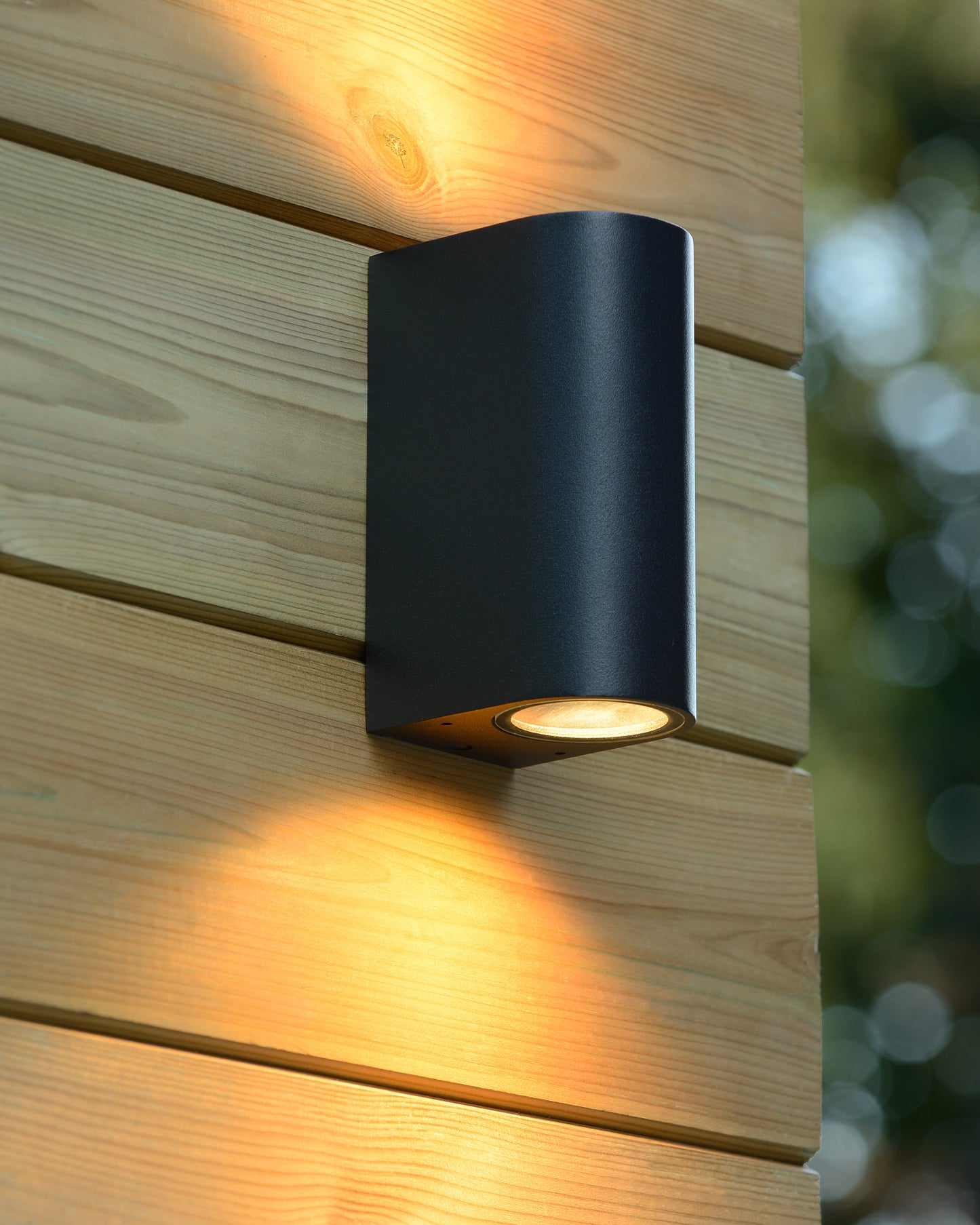 Lucide BOOGY - Wall spotlight / Wall light Indoor/Outdoor - 2xGU10 - IP44 - Black