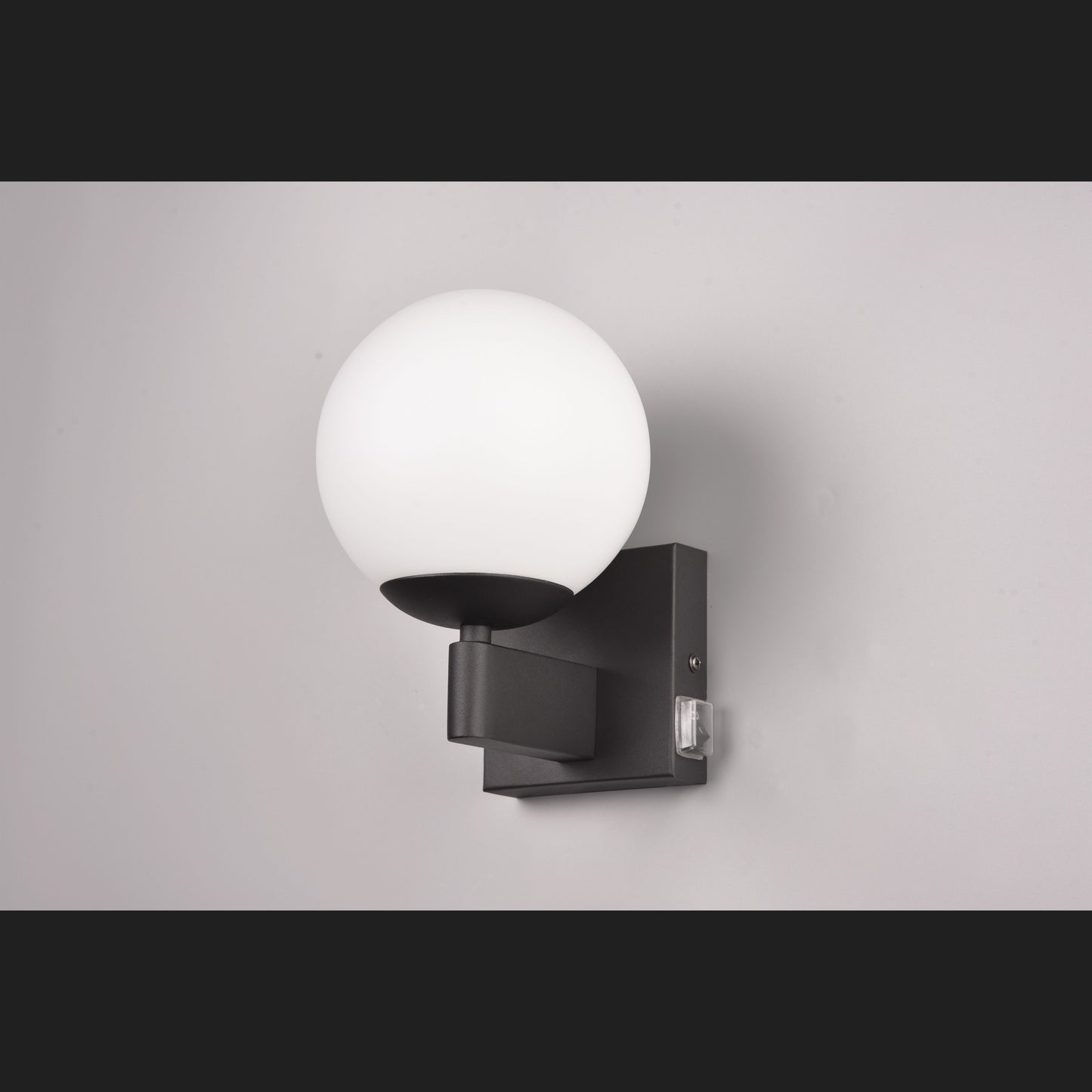 Kula  - Wall lamp - White - Trio