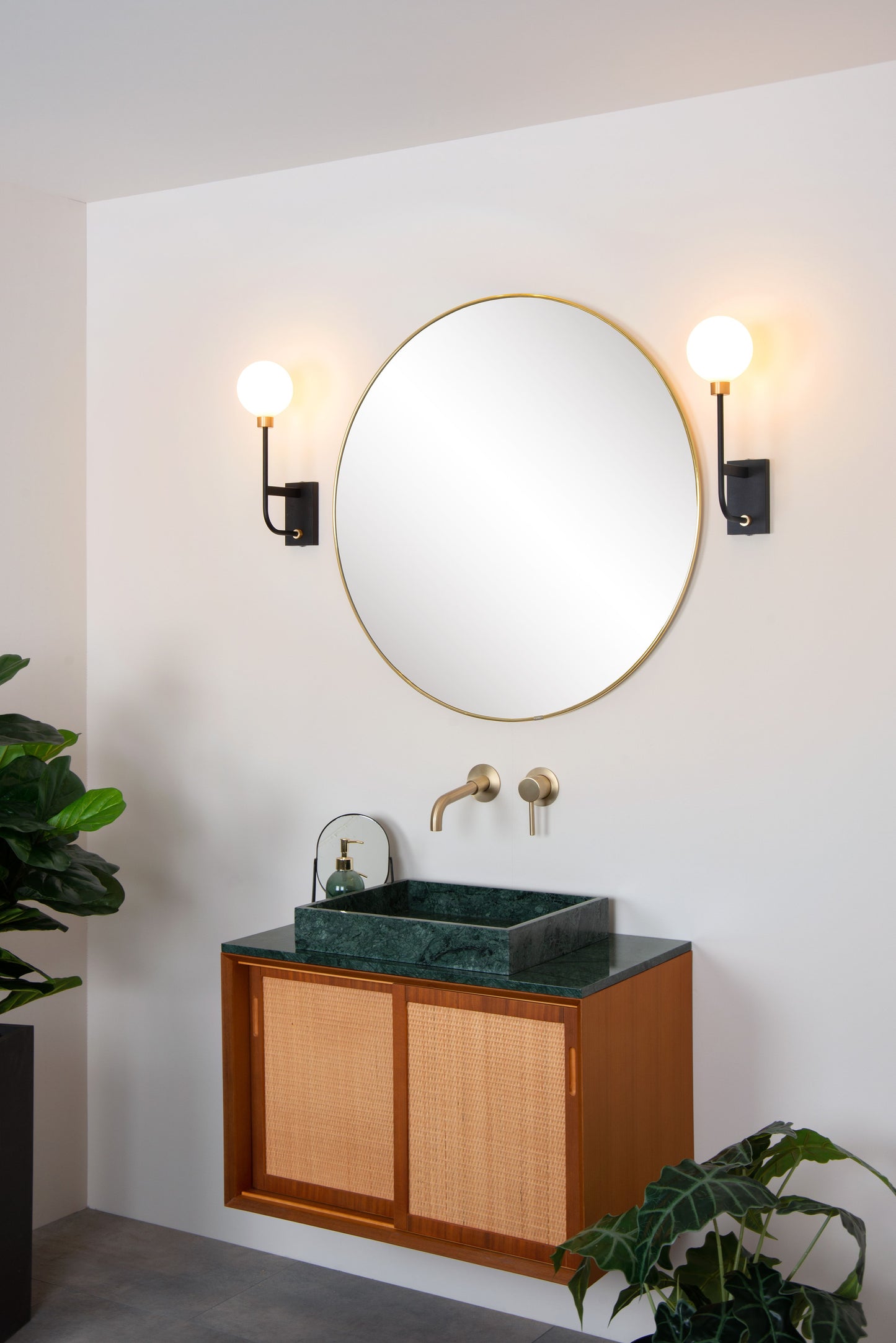 Lucide BEREND - Wall light Bathroom - 1x G9 - IP44 - Black