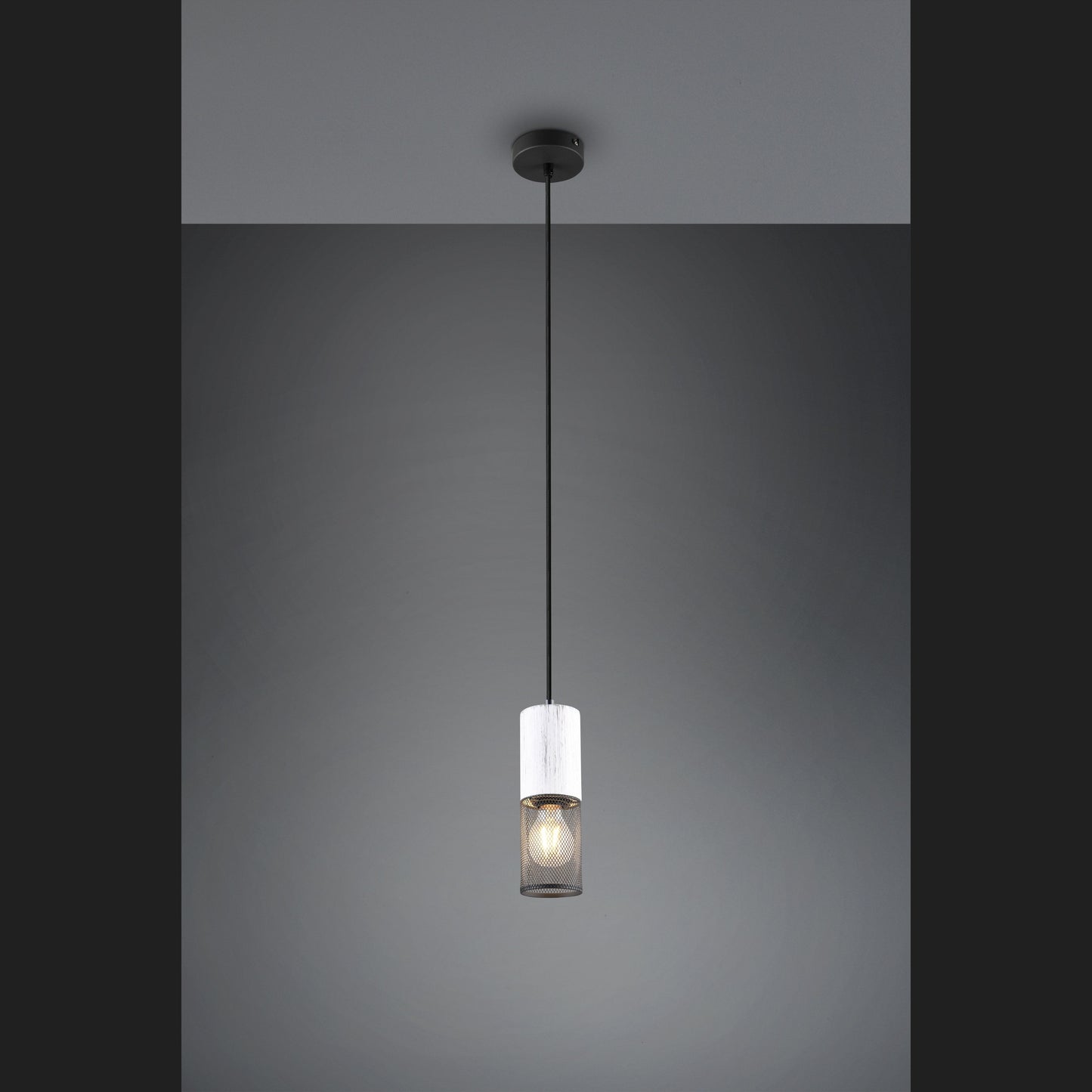 Tosh  - Pendant - Black - White - Trio