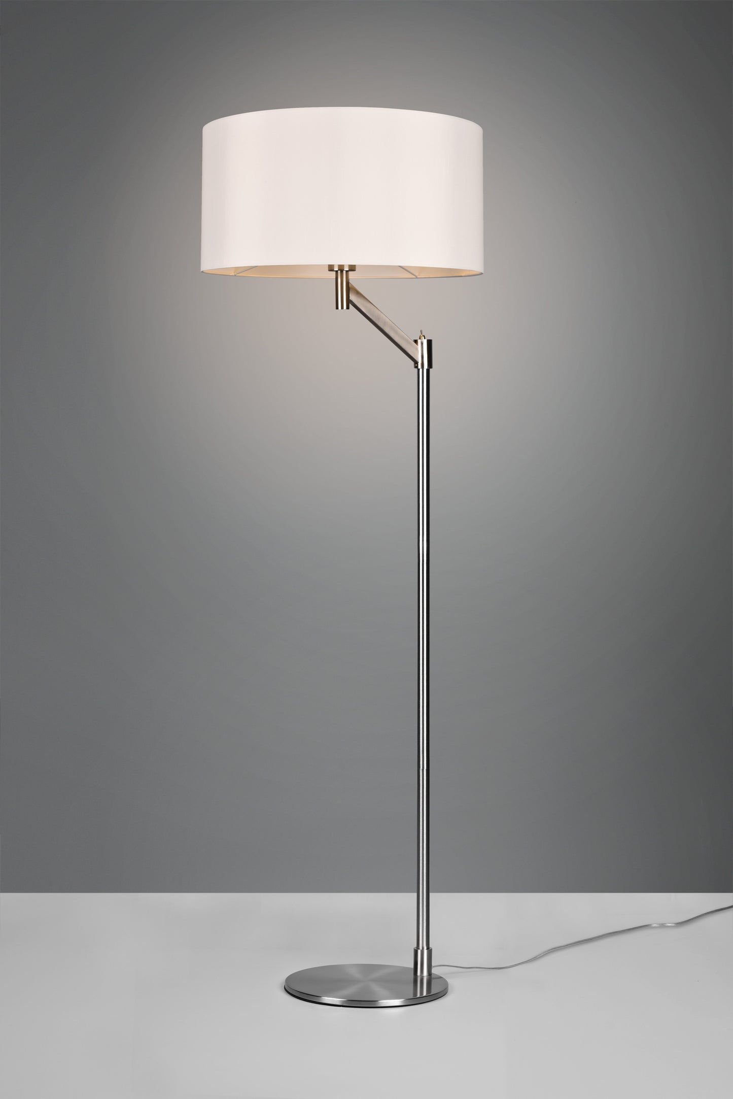 Cassio  - Floor lamp - White - Trio