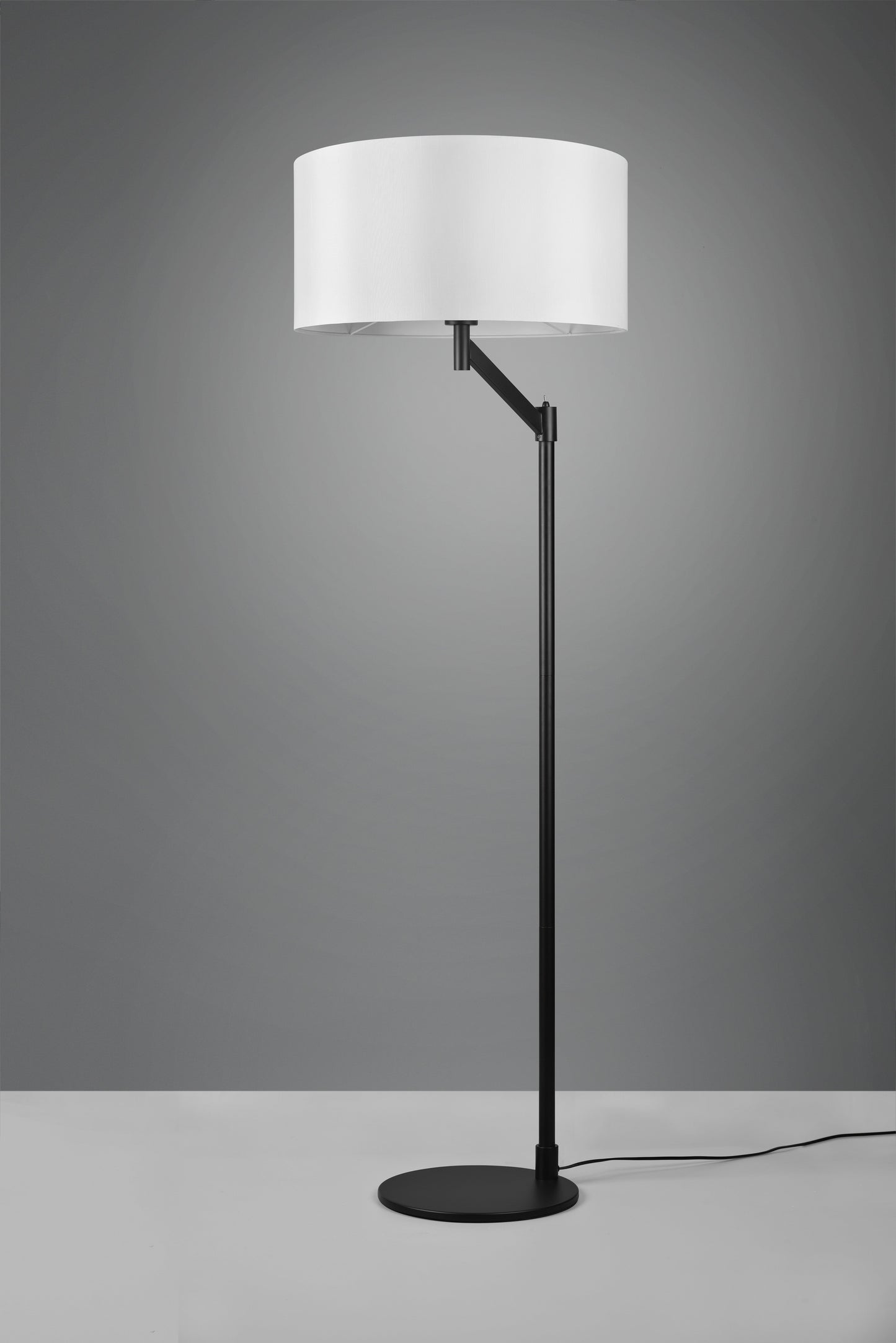 Cassio  - Floor lamp - White - Trio