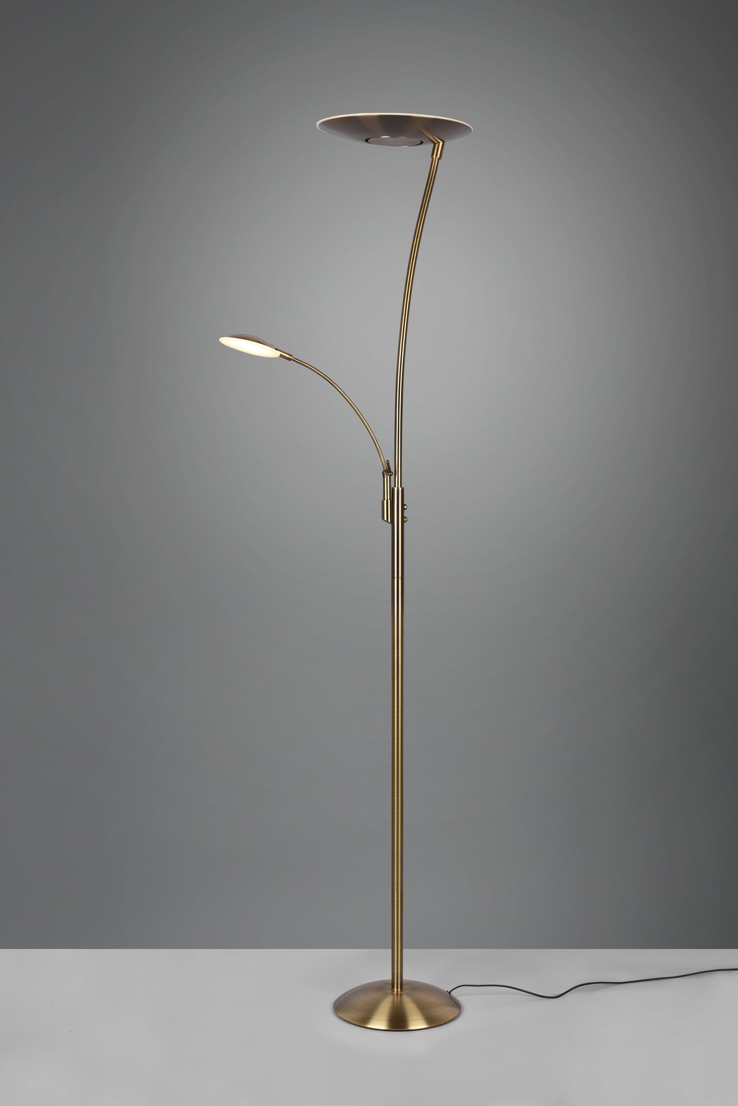 Granby  - Floor lamp - Old Brass - Trio