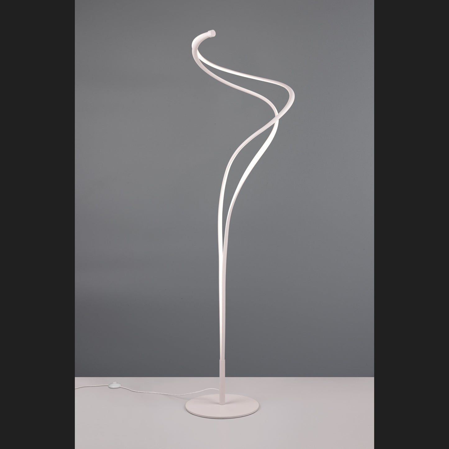 Nala  - Floor lamp - White Matt - TRIO Select