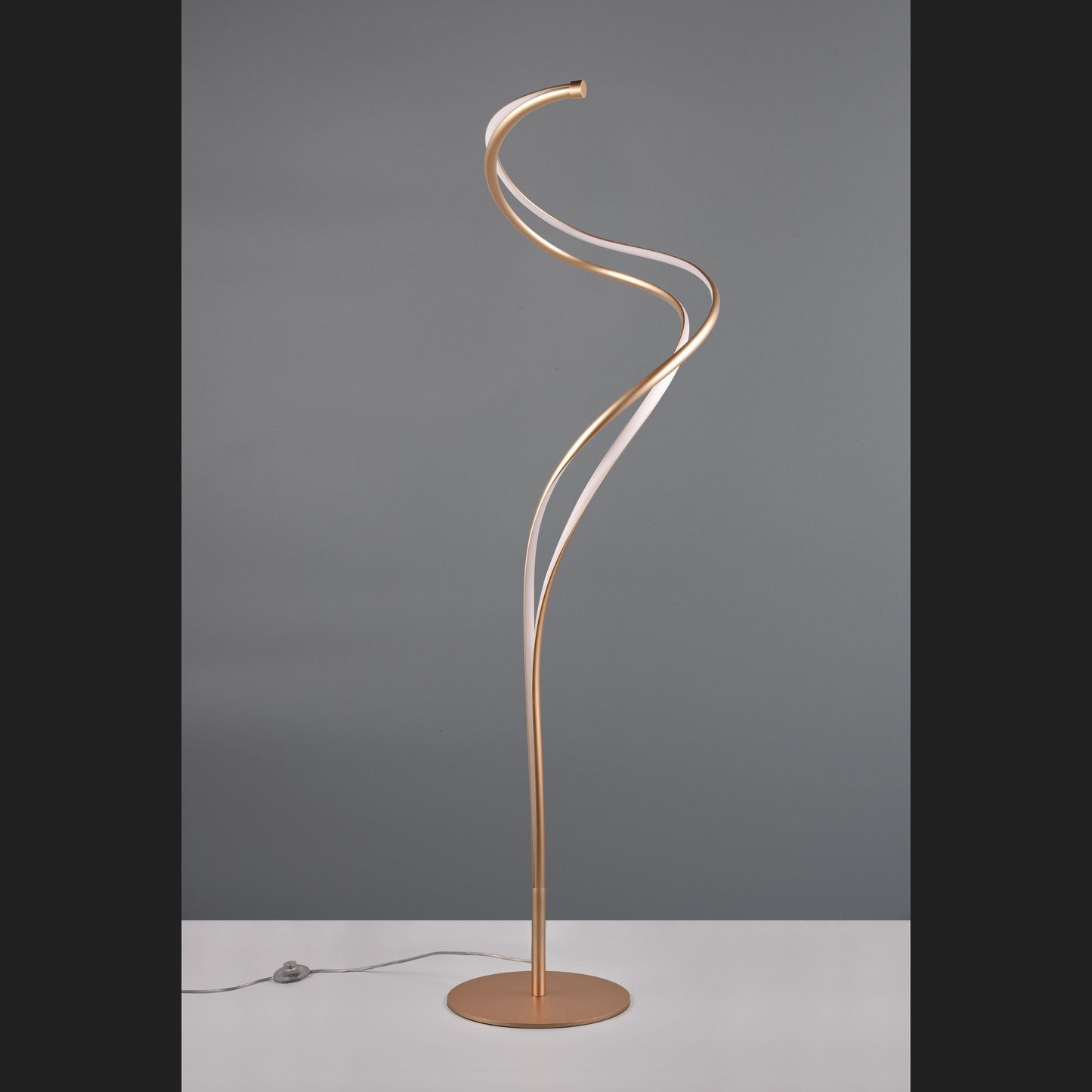 Nala  - Floor lamp - Gold - TRIO Select