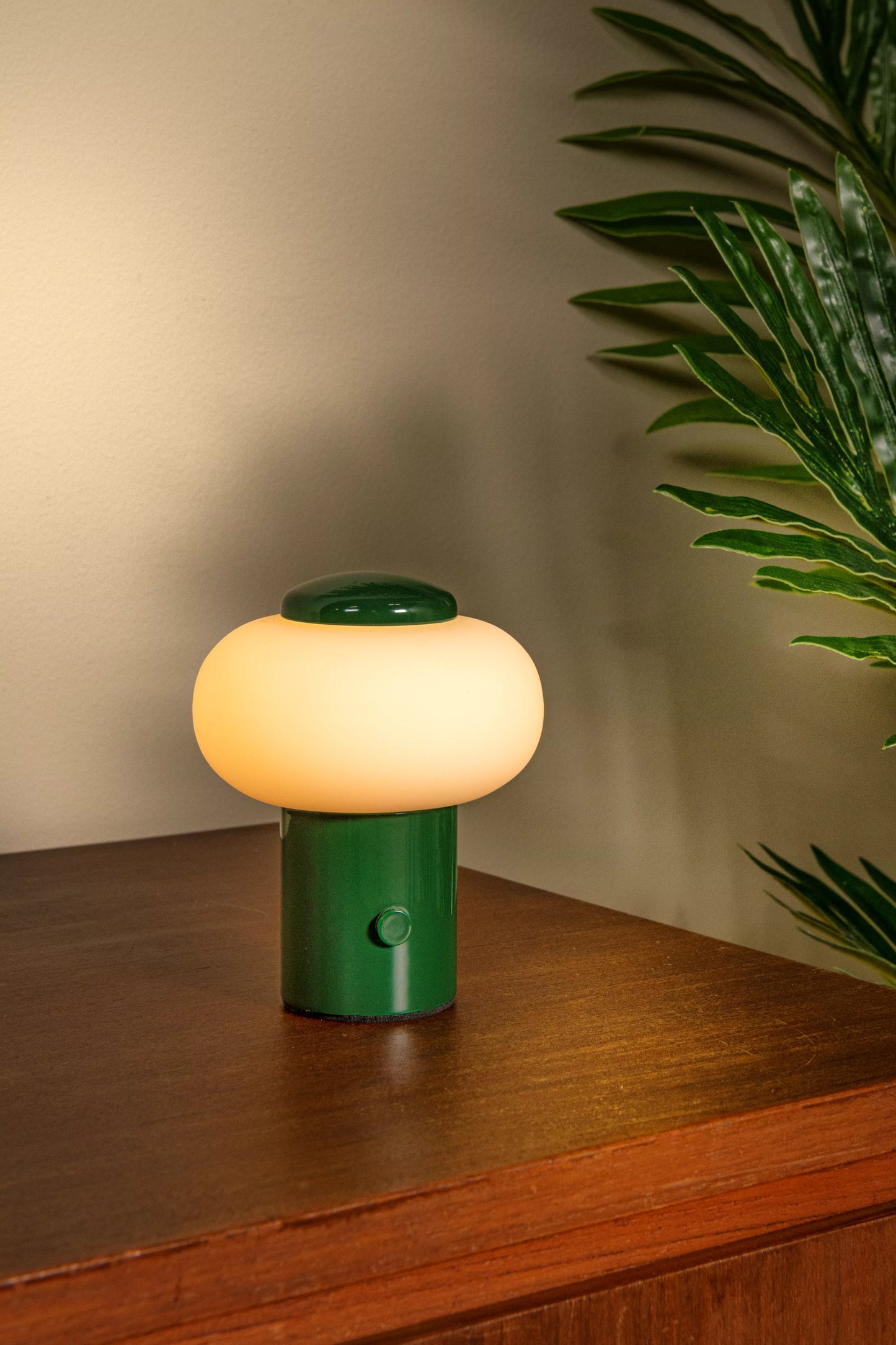Lucide GUSTAV - Rechargeable Table lamp - Battery pack - Ø 8 cm - LED Dim. - 1x0,8W 2700K - Green | Essential