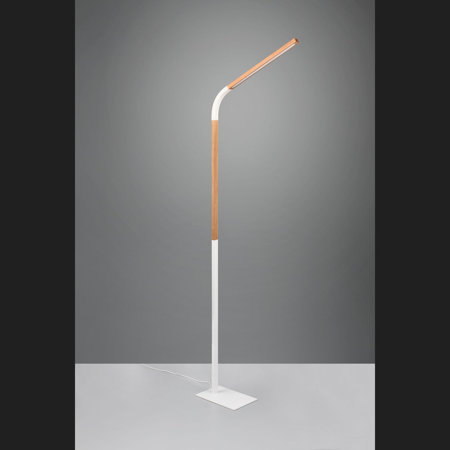 Norris  - Floor lamp - White Matt - Trio