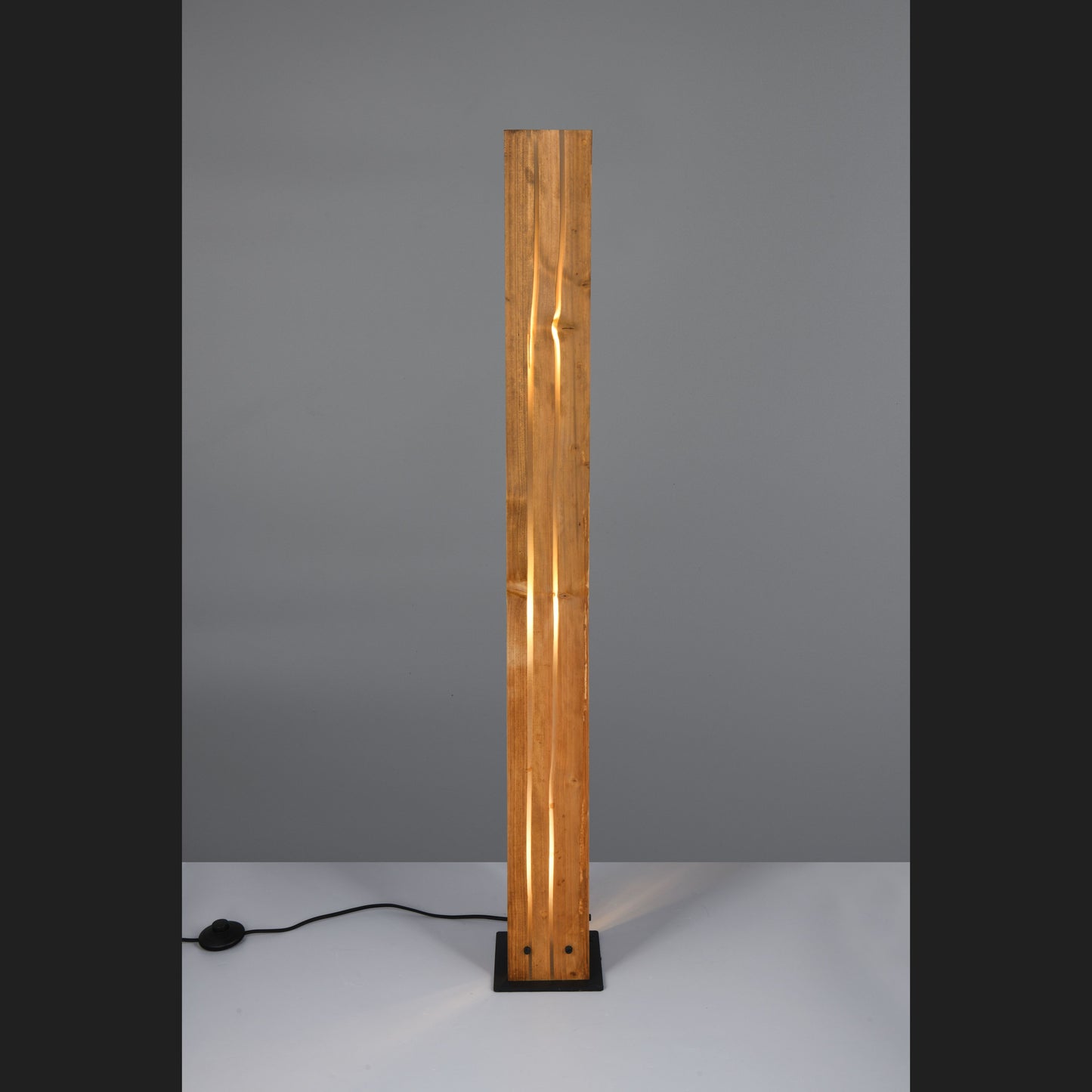 Karuni - Floor Lamp - Natural Finish - Trio - 463300330