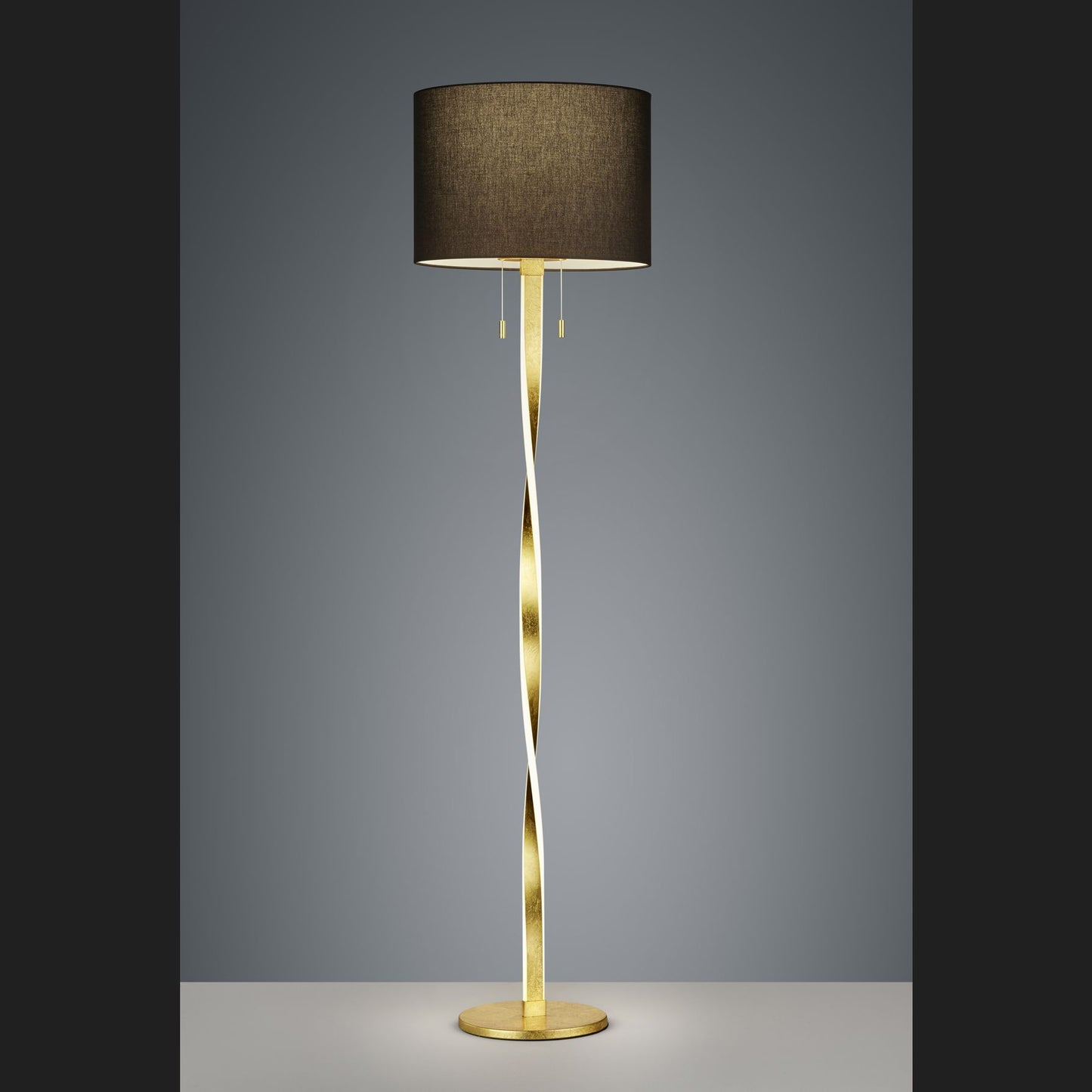 Nandor  - Floor lamp - Black - Trio
