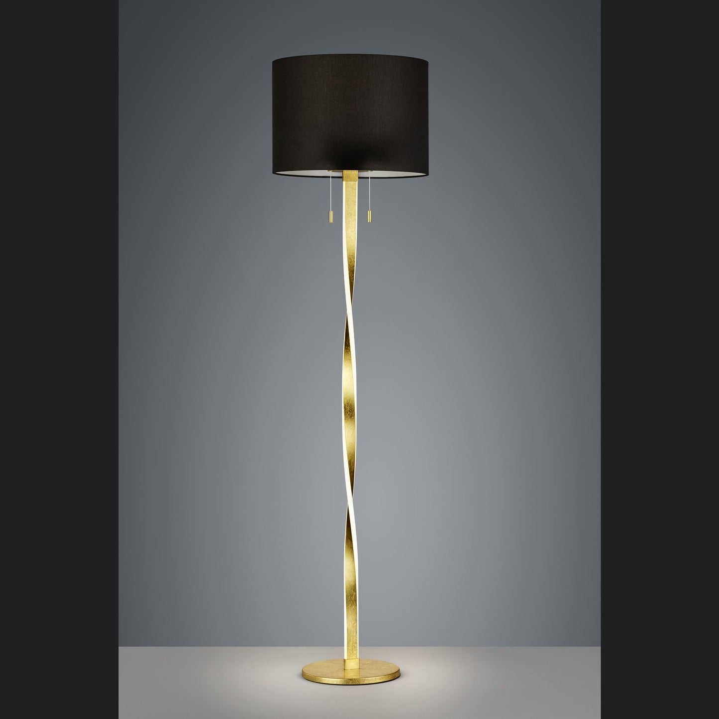 Nandor  - Floor lamp - Black - Trio