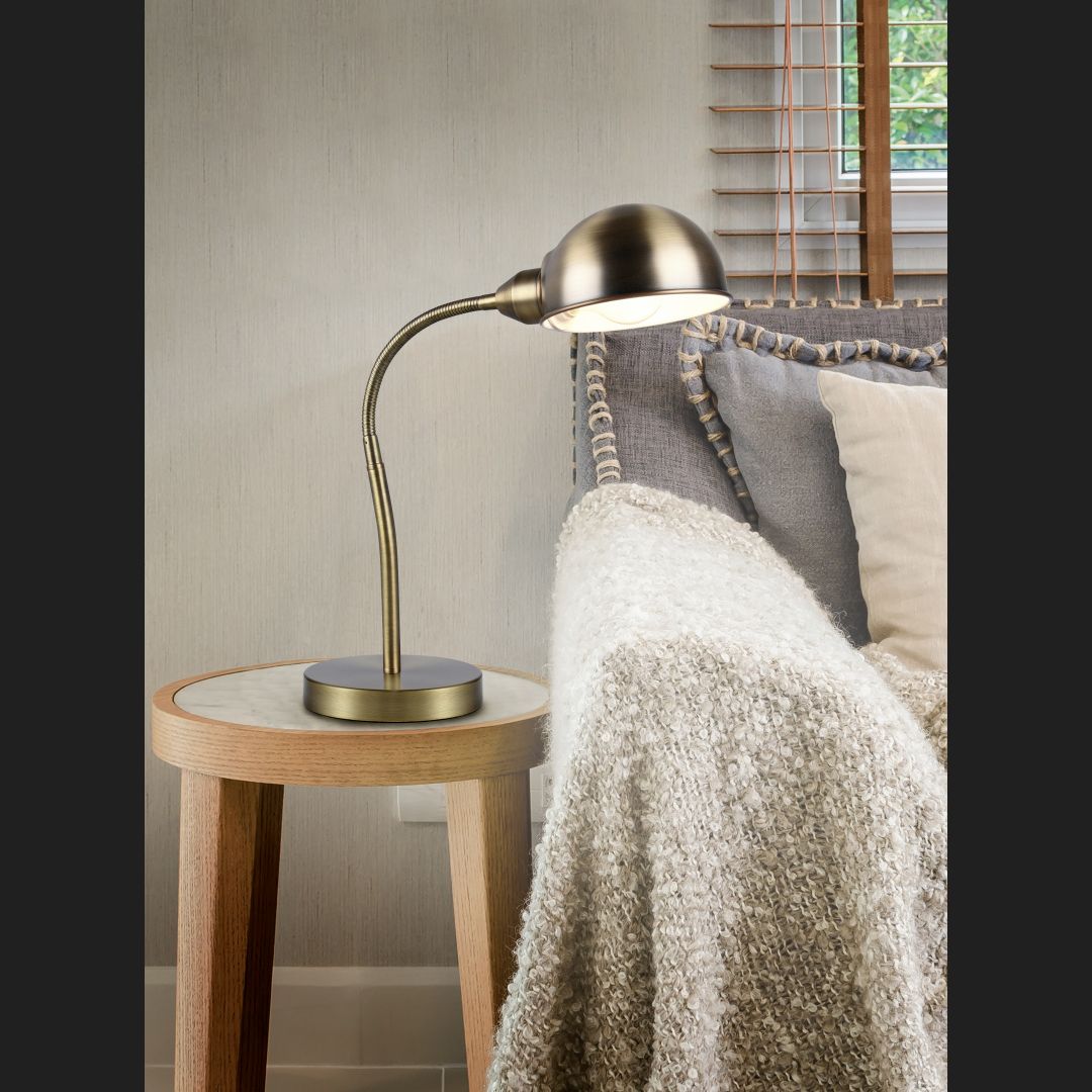 Perry  - Table lamp - Old Brass - Trio