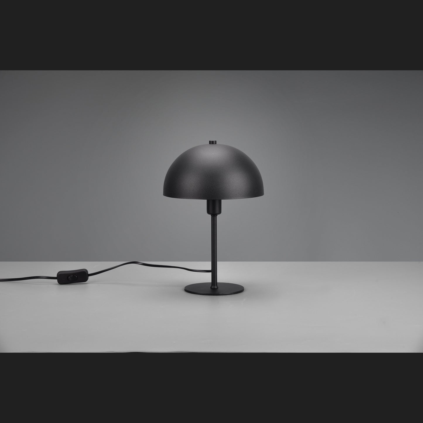 Nola  - Table lamp - Black - Gold - Trio