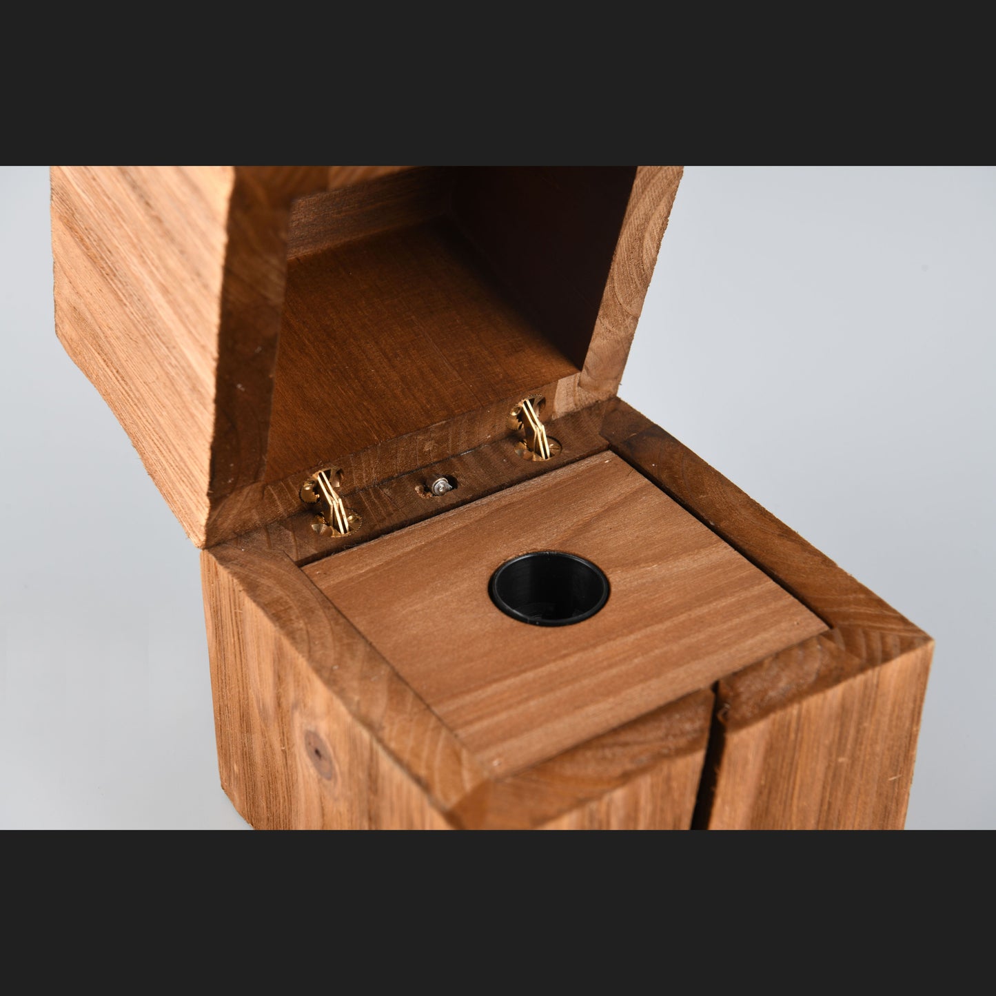 Treasure  - Table lamp - Natural Finish - Trio