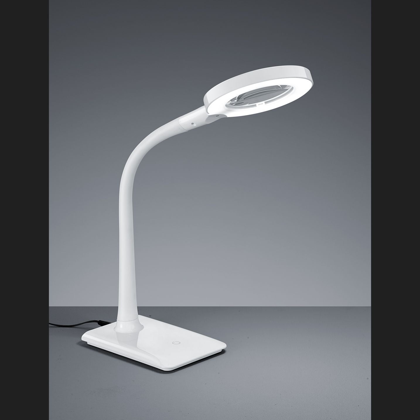 Lupo  - Table lamp - White - Trio