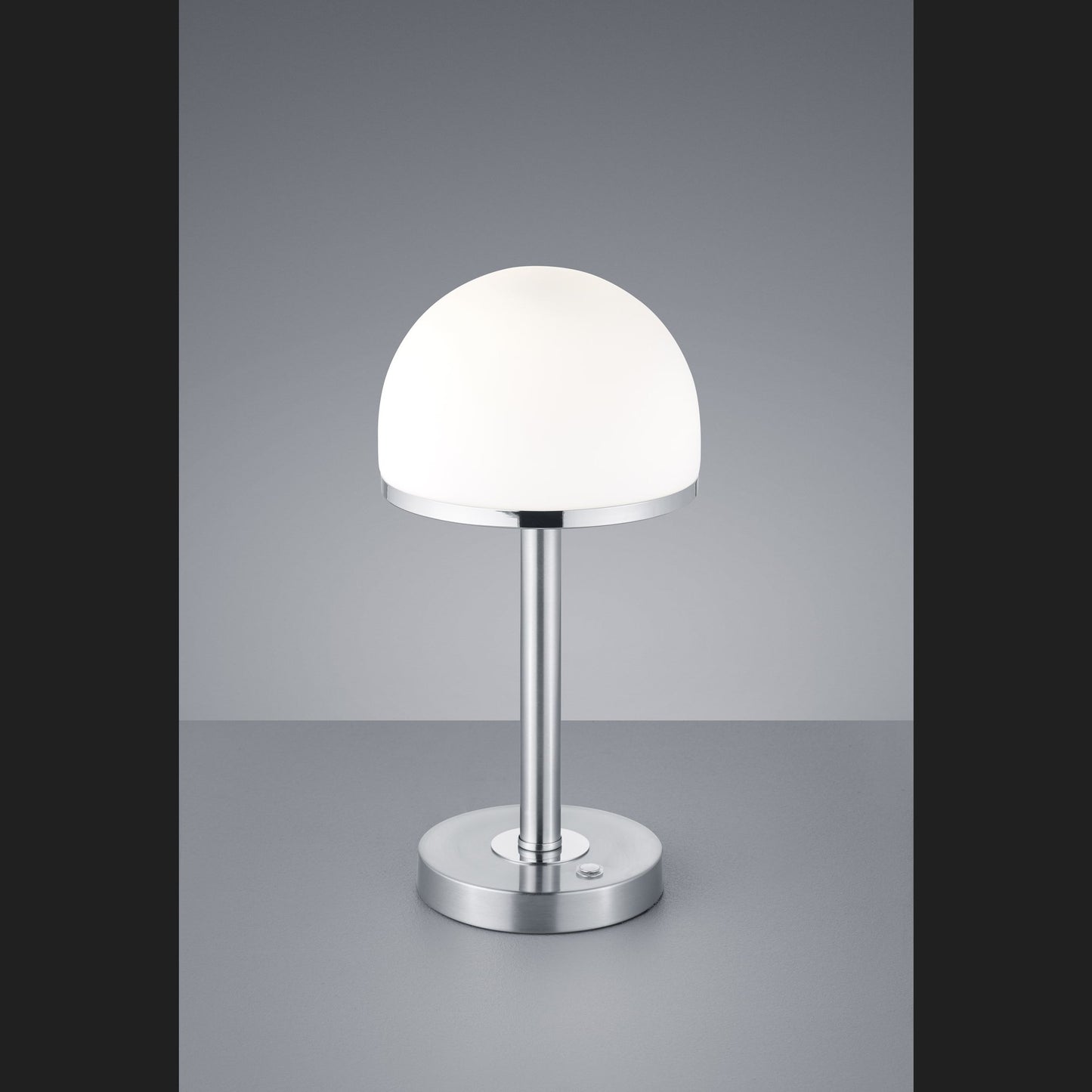 Berlin  - Table lamp - White - Trio