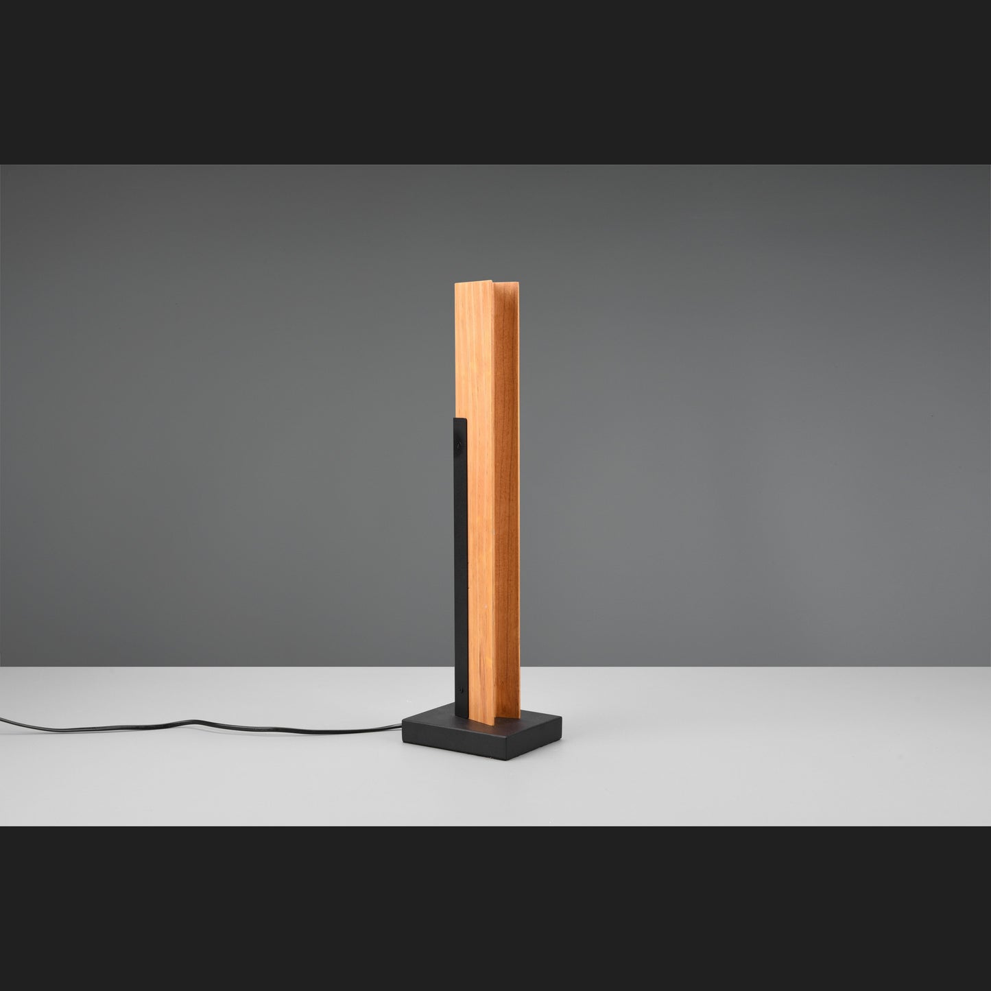 Kerala  - Table lamp - Natural Finish - Trio