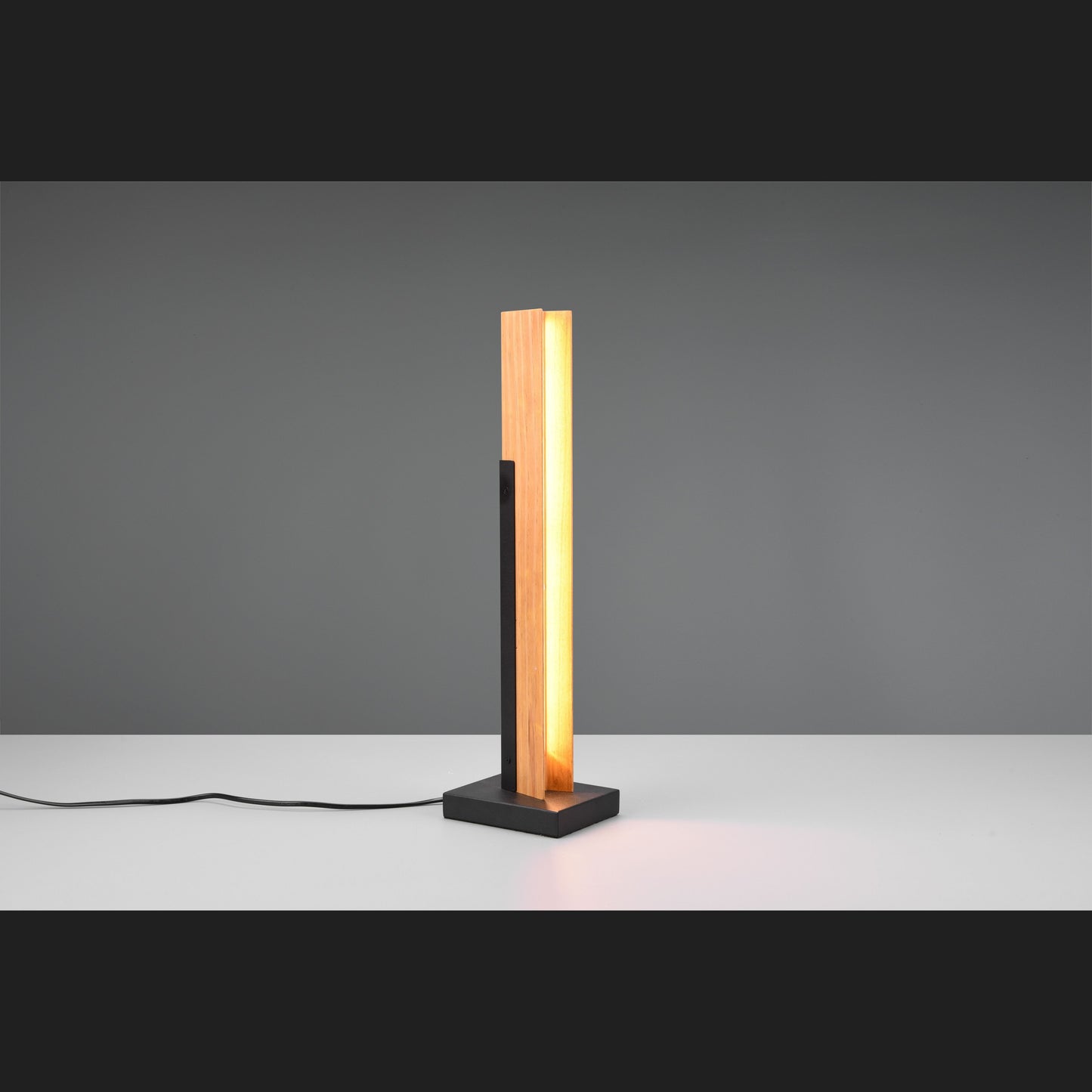 Kerala  - Table lamp - Natural Finish - Trio