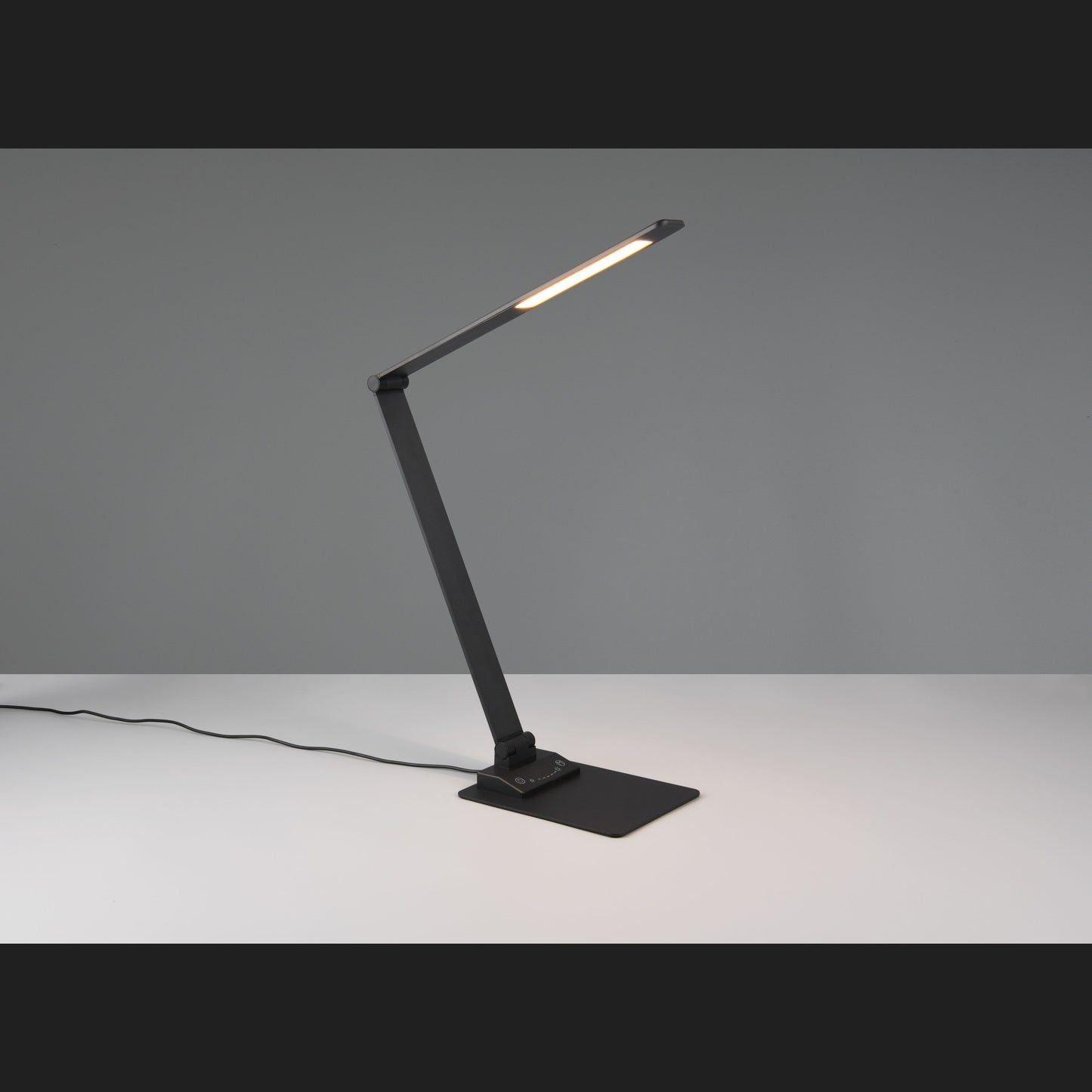 Travis  - Table lamp - Black Matt - Trio