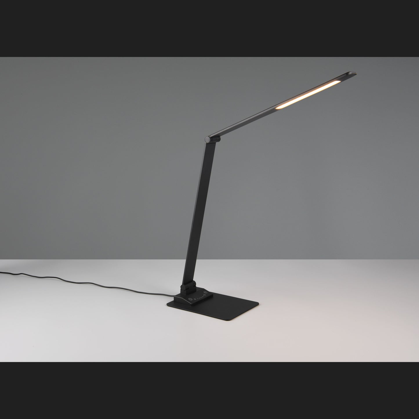 Travis  - Table lamp - Black Matt - Trio