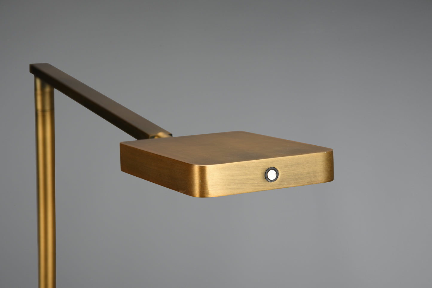 Pavia  - Table lamp - Old Brass - Trio