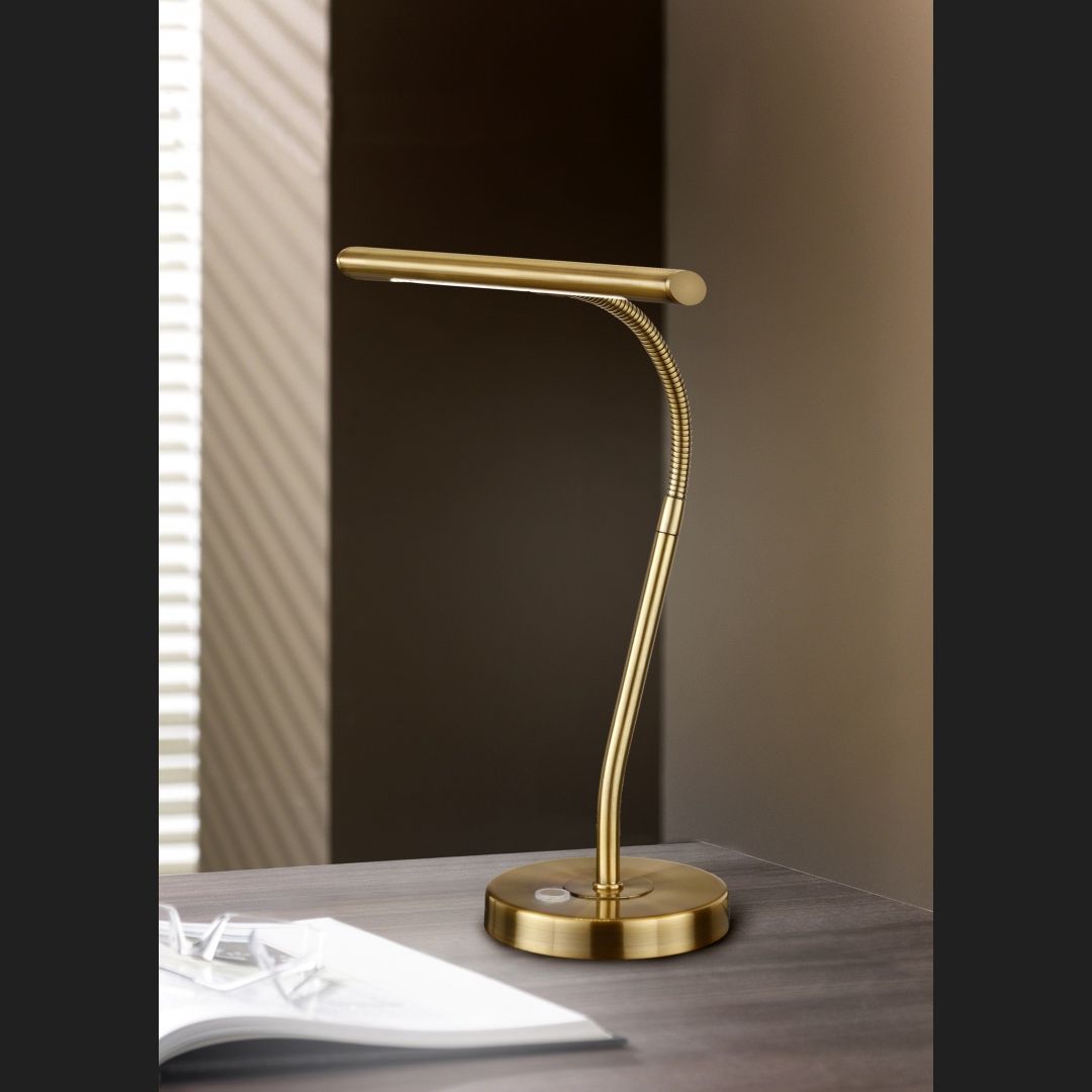 Curtis  - Table lamp - Brass Matt - Trio