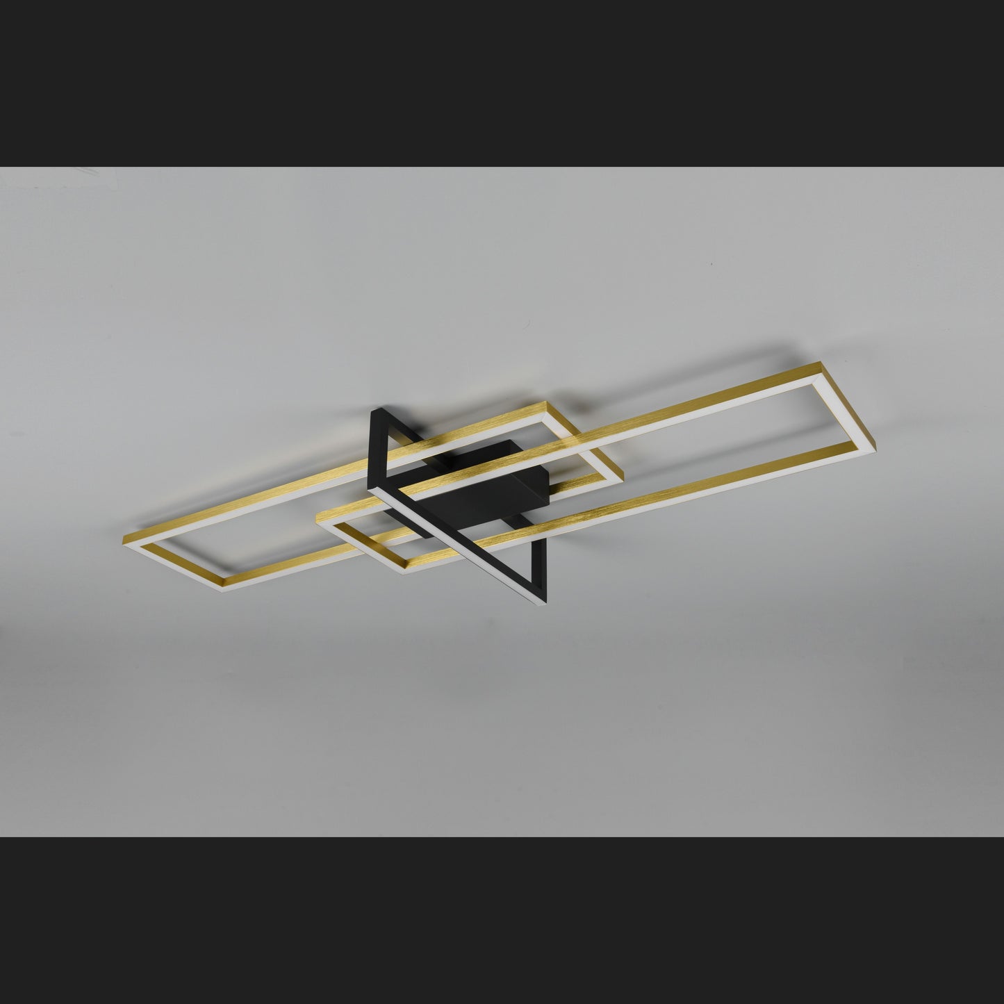 Salinas  - Ceiling lamp - Brass Matt - Trio