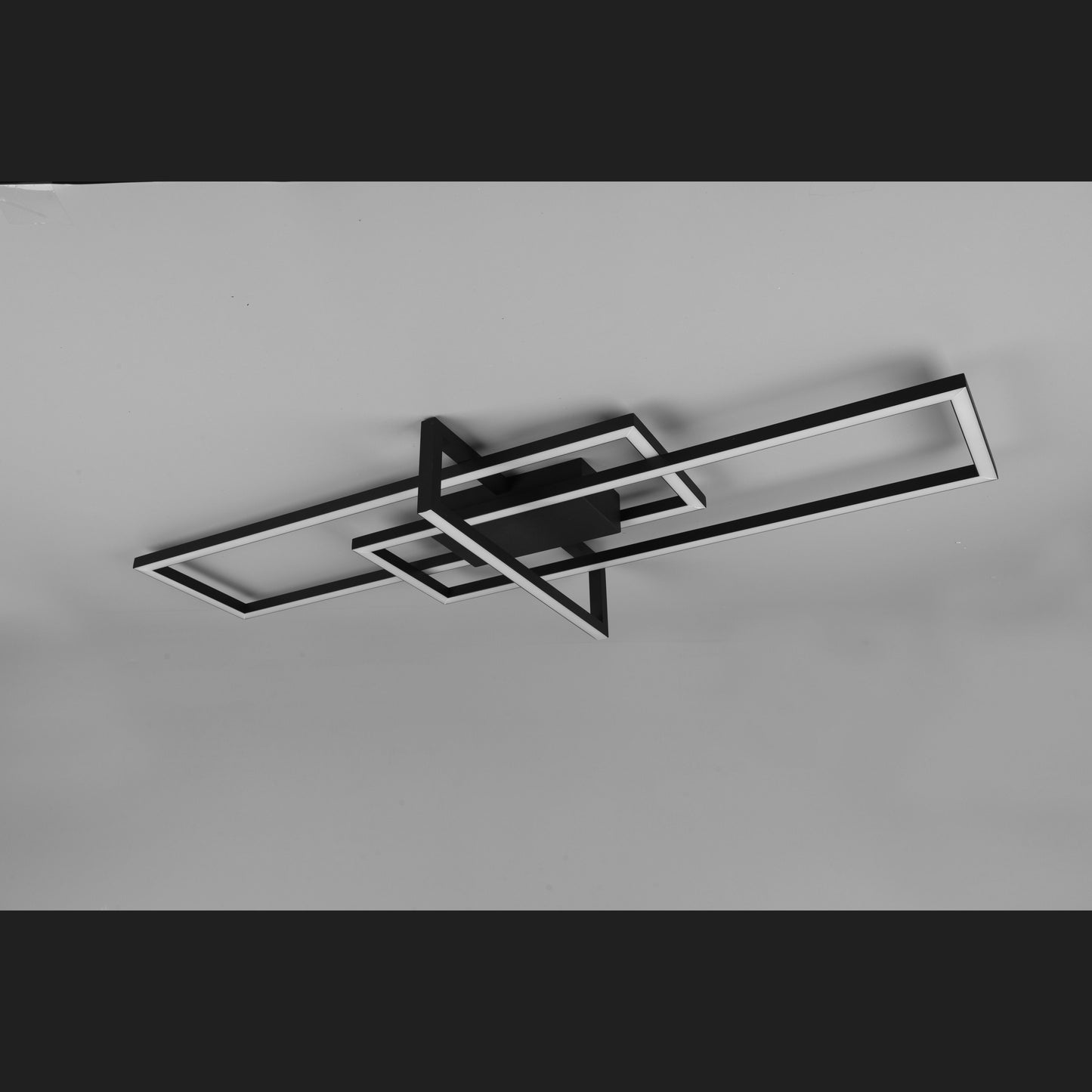 Salinas  - Ceiling lamp - Black Matt - Trio