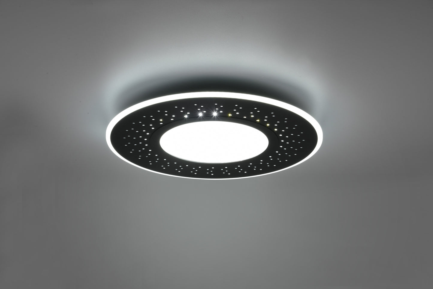 Verus  - Ceiling lamp - Black Matt - Trio