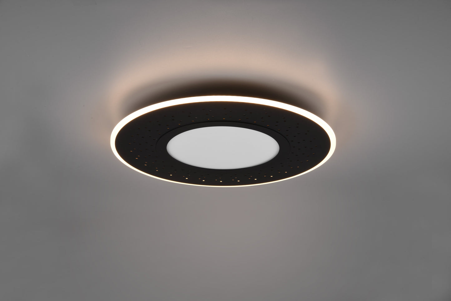 Verus  - Ceiling lamp - Black Matt - Trio