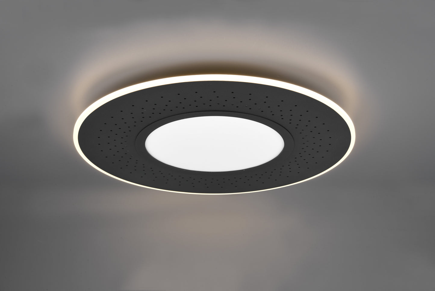 Verus  - Ceiling lamp - Black Matt - Trio