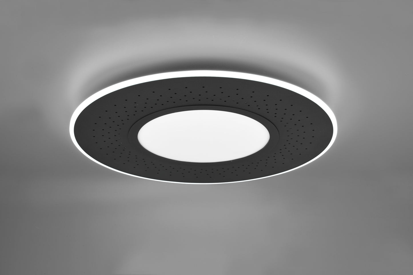 Verus  - Ceiling lamp - Black Matt - Trio