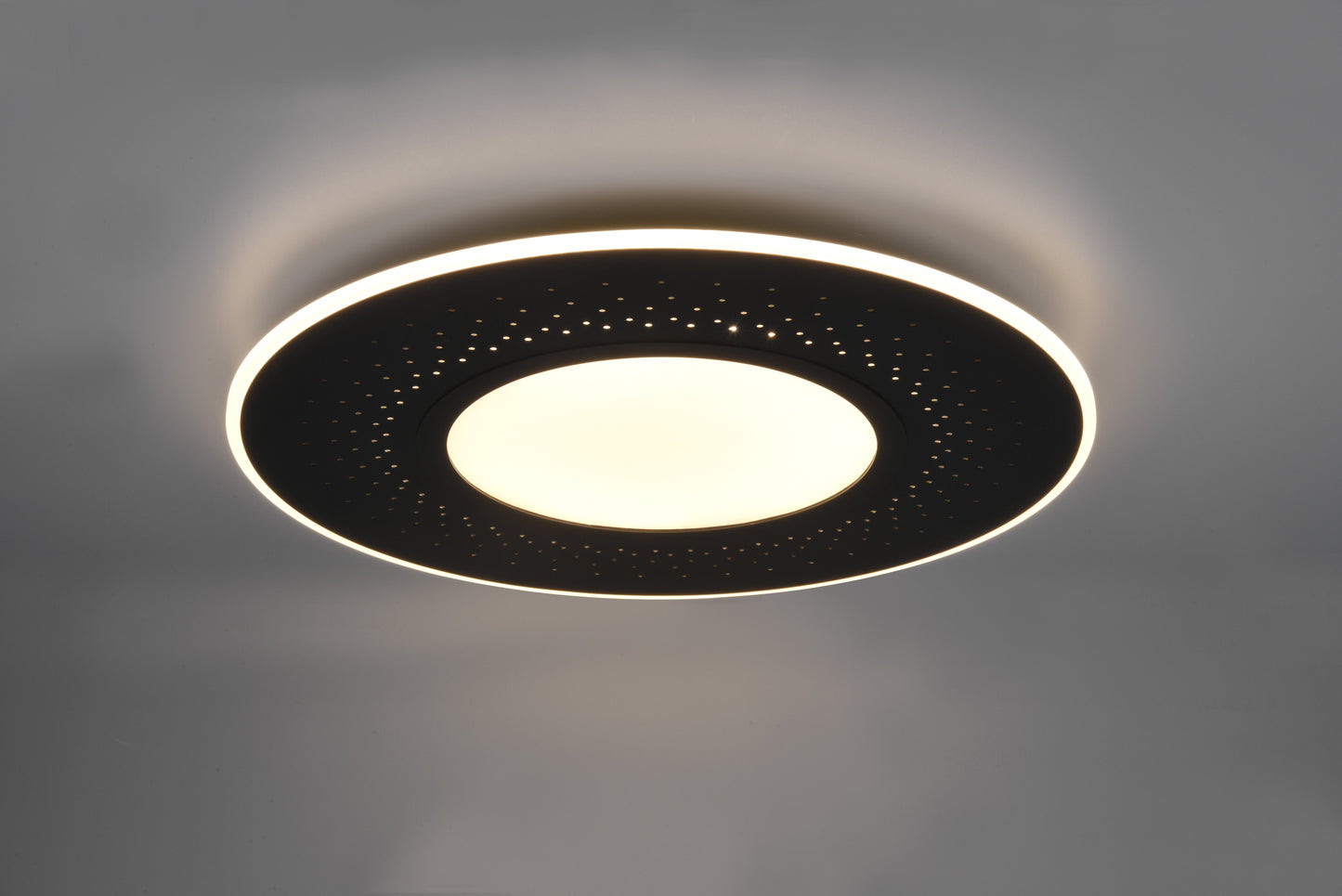 Verus  - Ceiling lamp - Black Matt - Trio