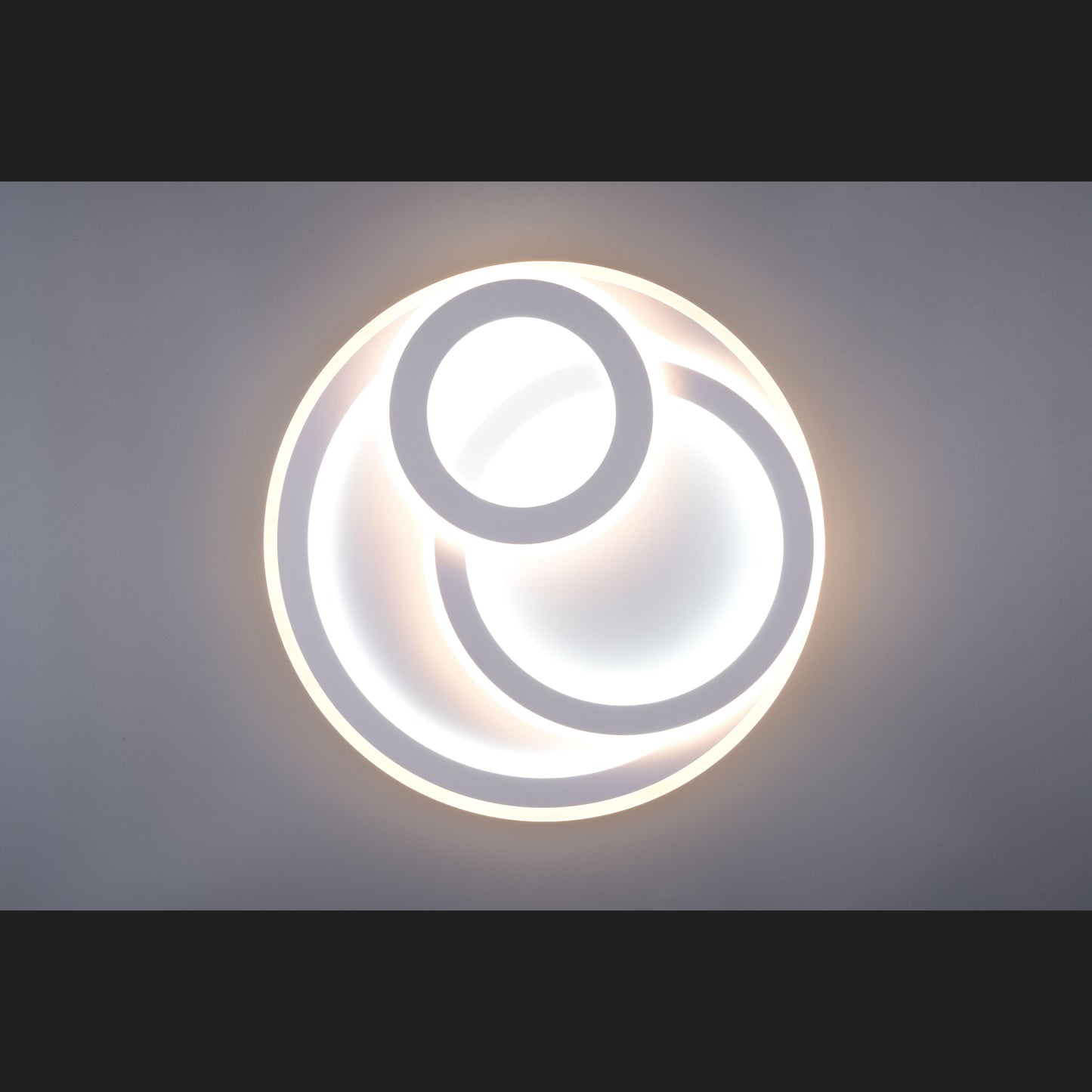 Mita  - Ceiling lamp - White Matt - Trio
