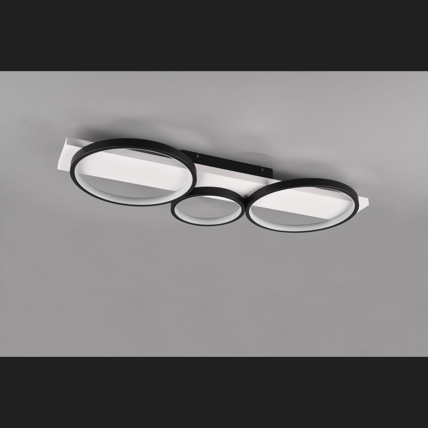 Medera  - Ceiling lamp - Black Matt - Trio