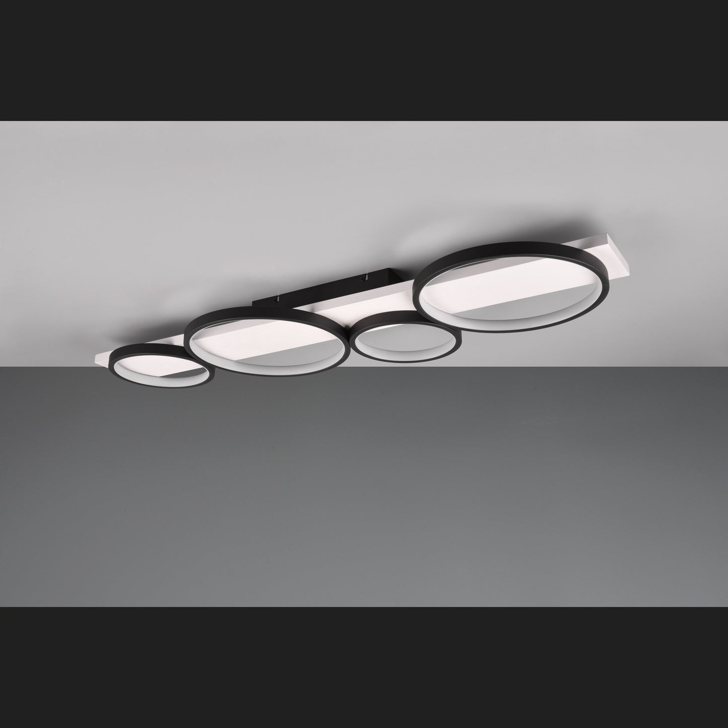 Medera  - Ceiling lamp - Black Matt - Trio