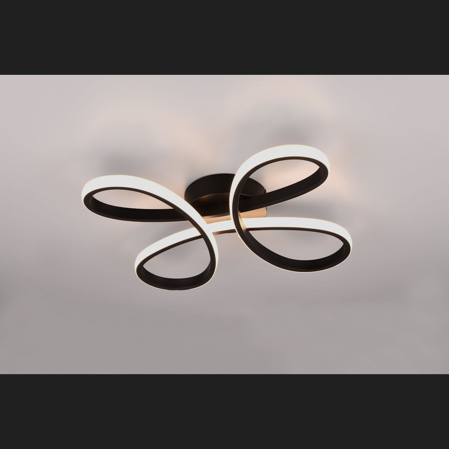 Fly  - Ceiling lamp - Black Matt - Trio